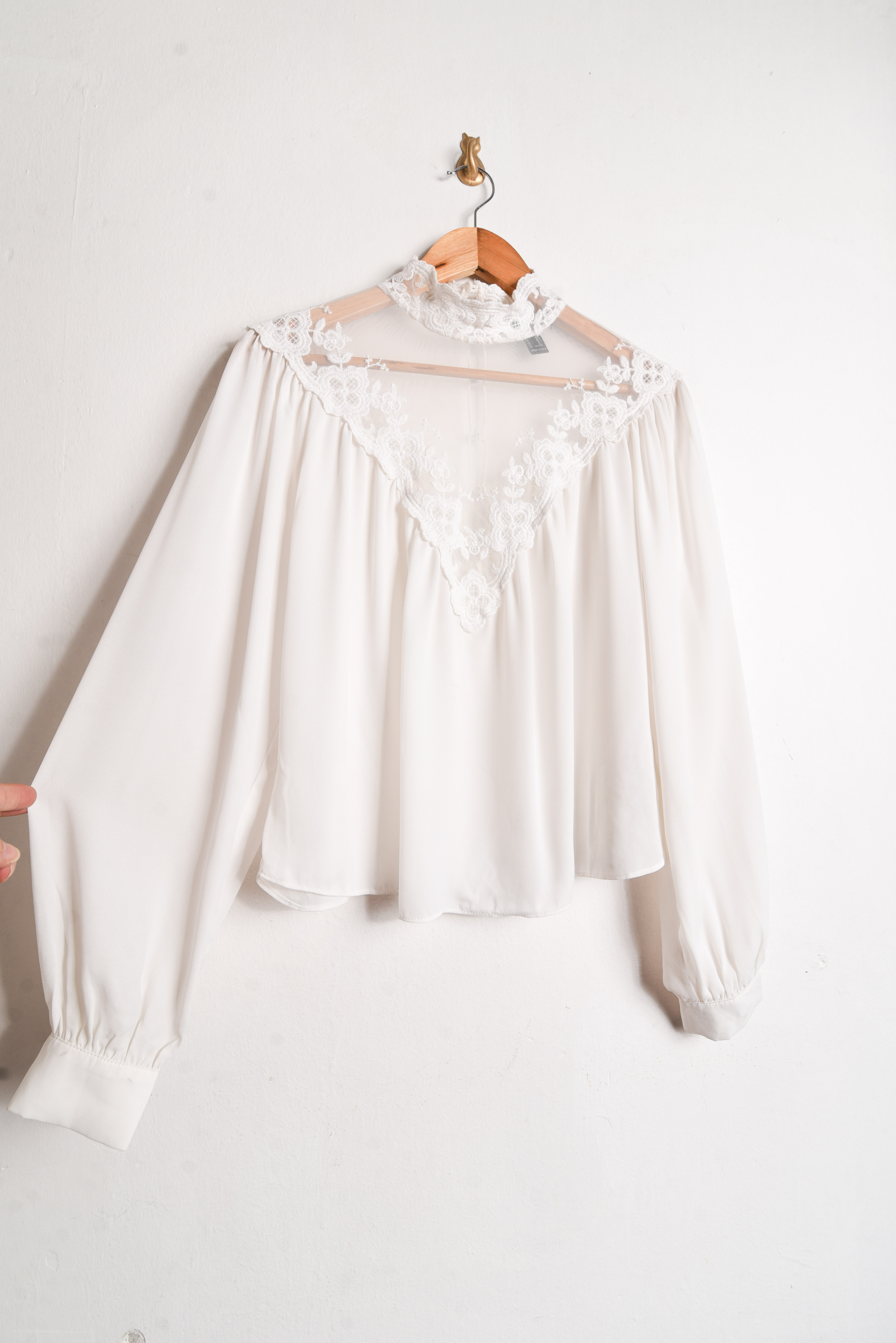 Blusa blanca romantica transparencia