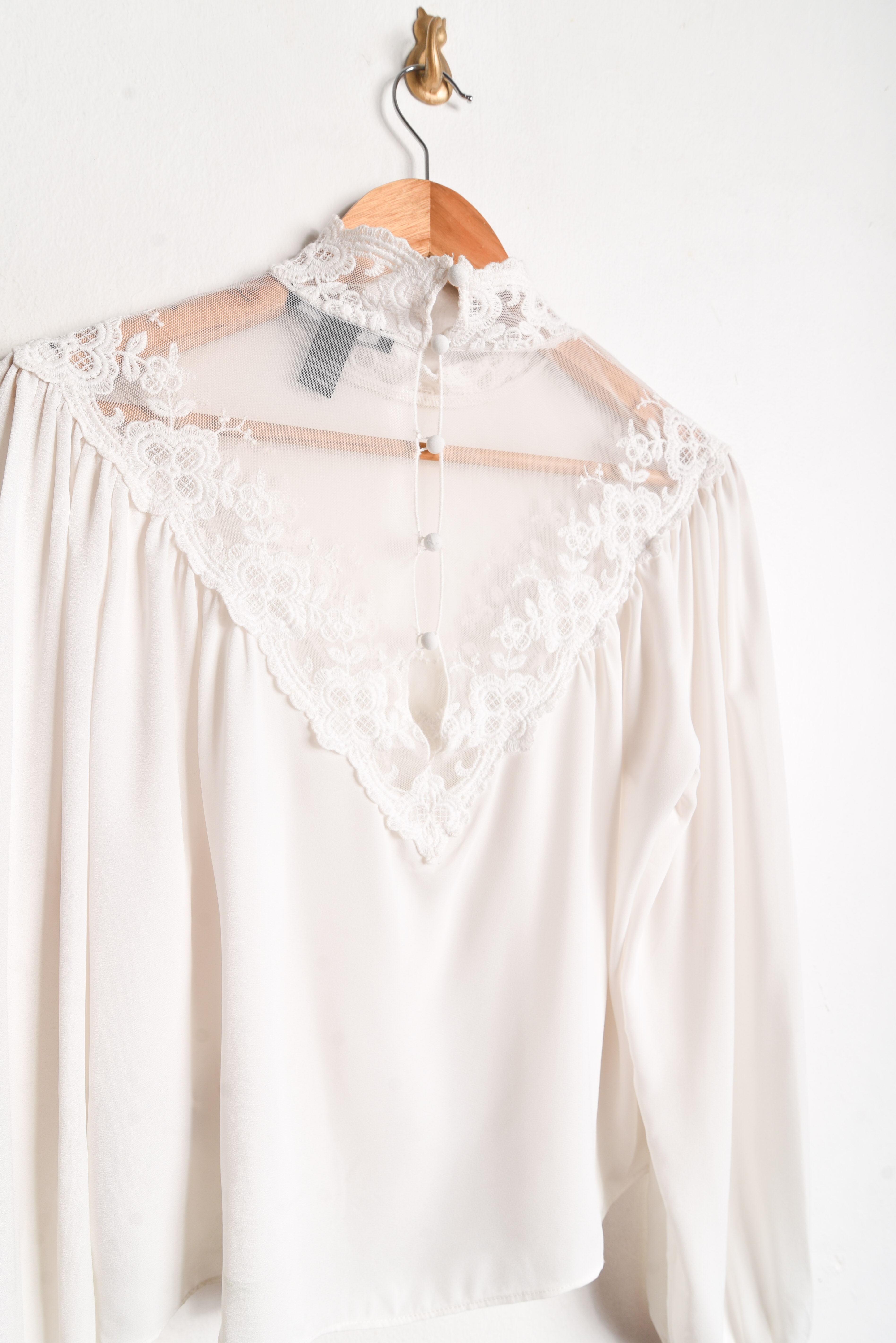 Blusa blanca romantica transparencia