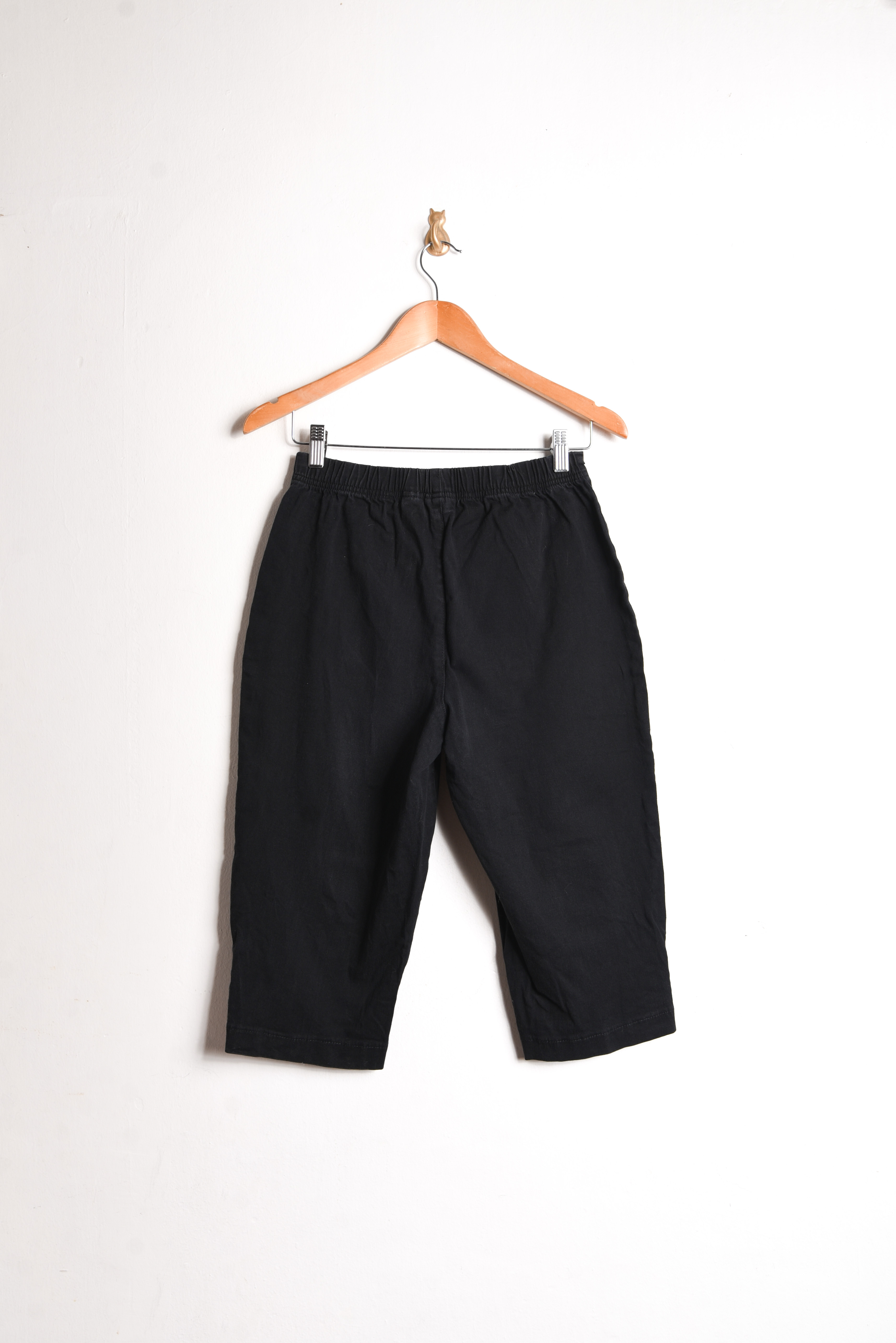 Capri pants negros