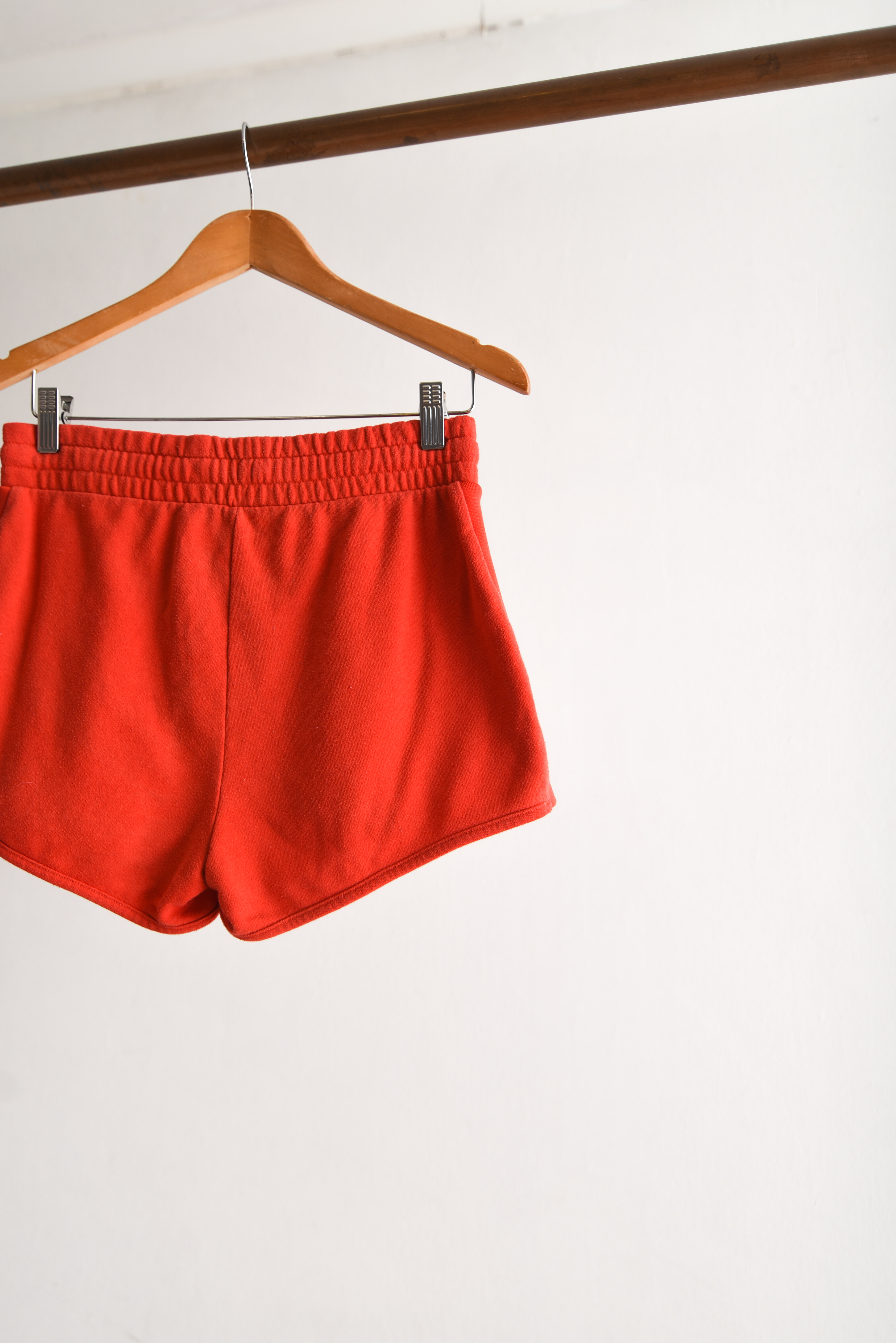 Short rojo sporty 