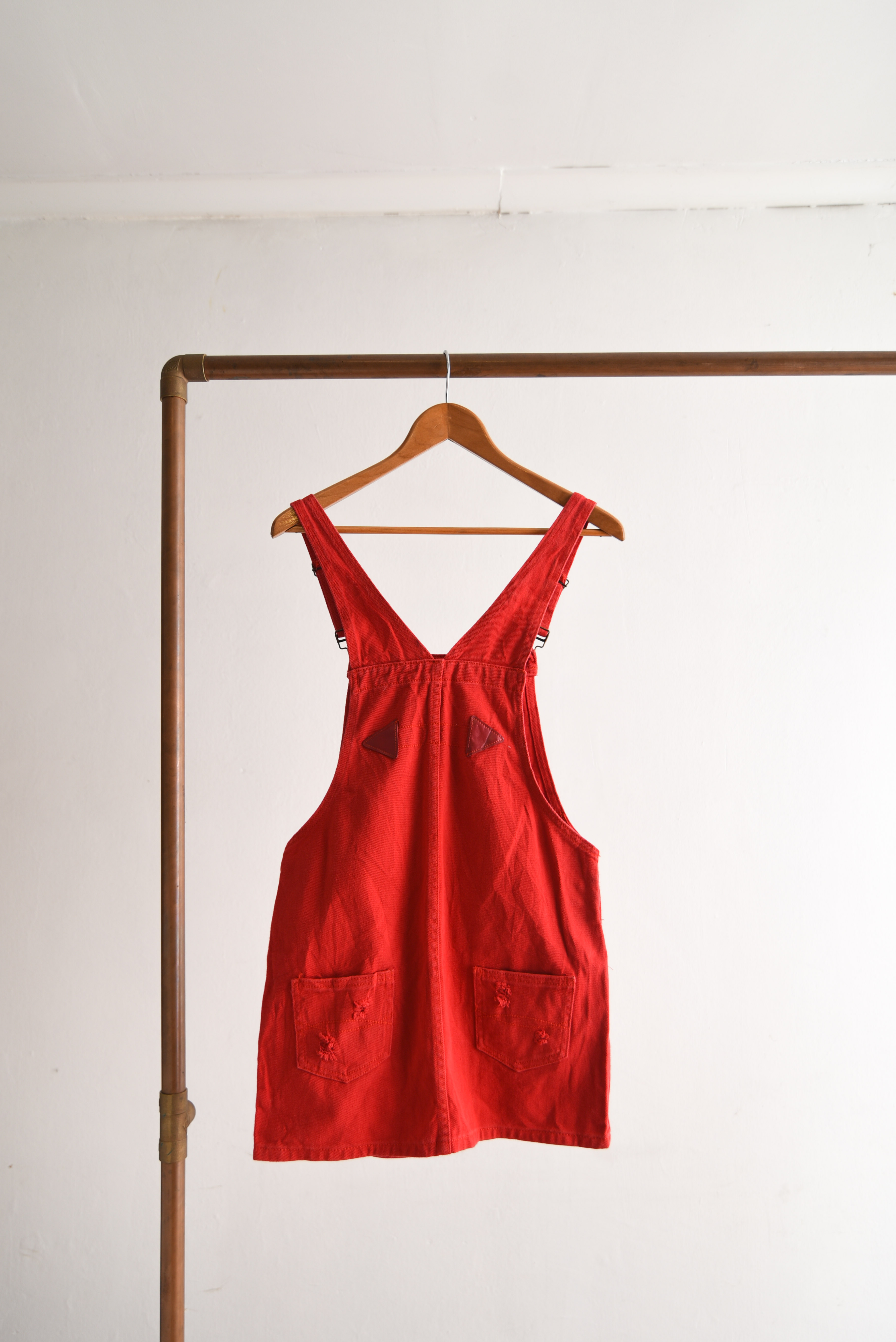 Jardinera roja denim