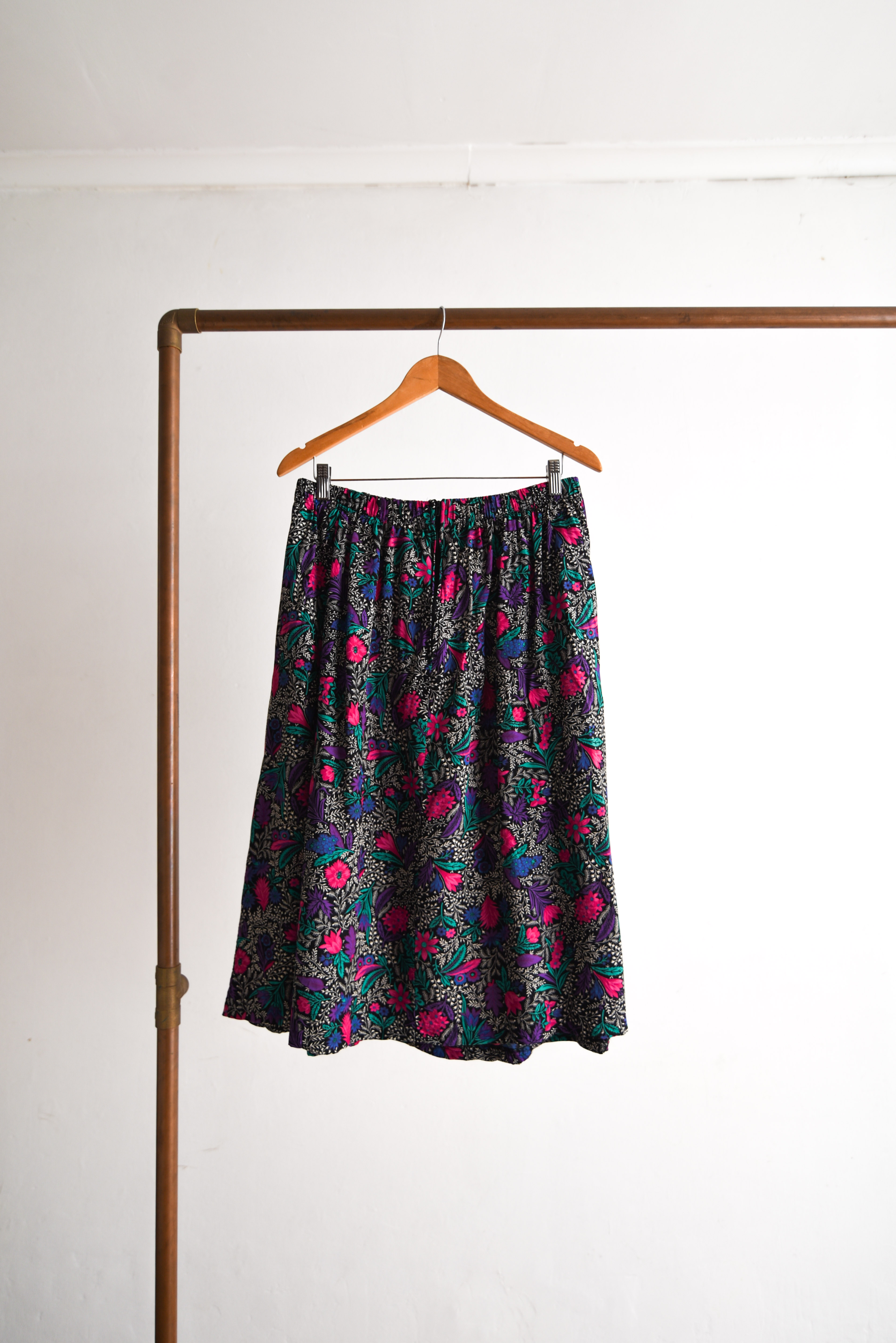 Falda midi vintage floral