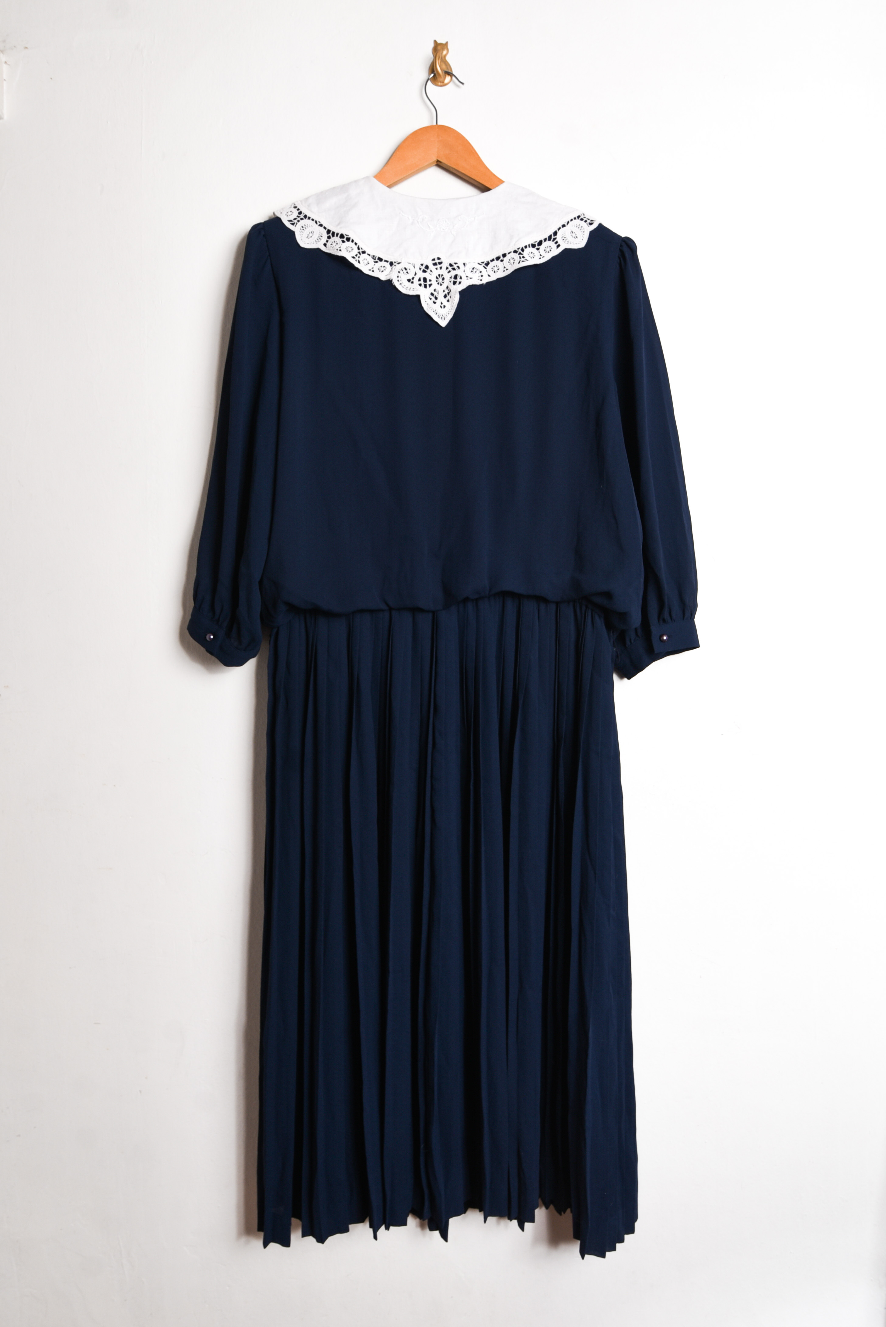 Vestido navy cuellito vintage