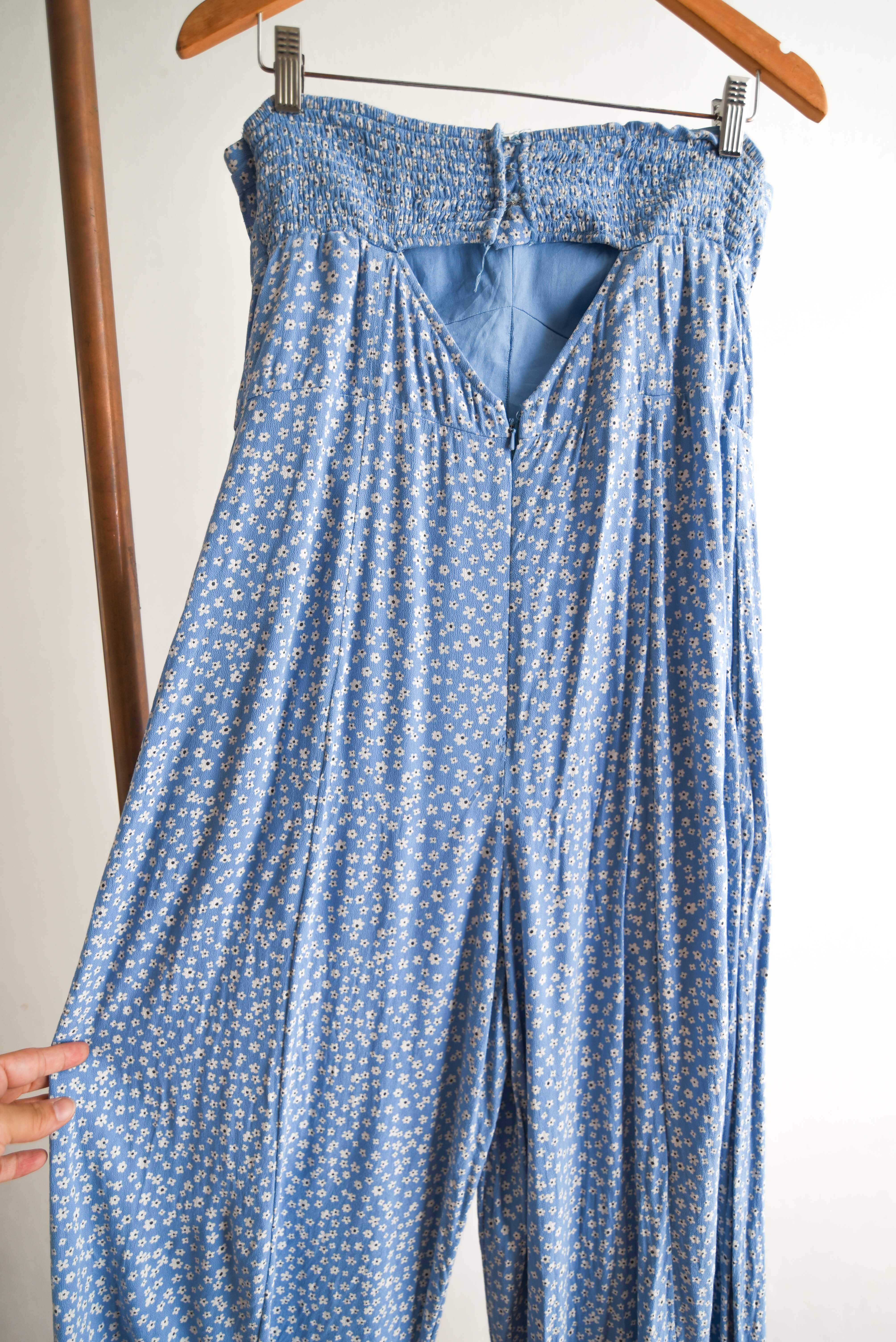 Enterito celeste floral