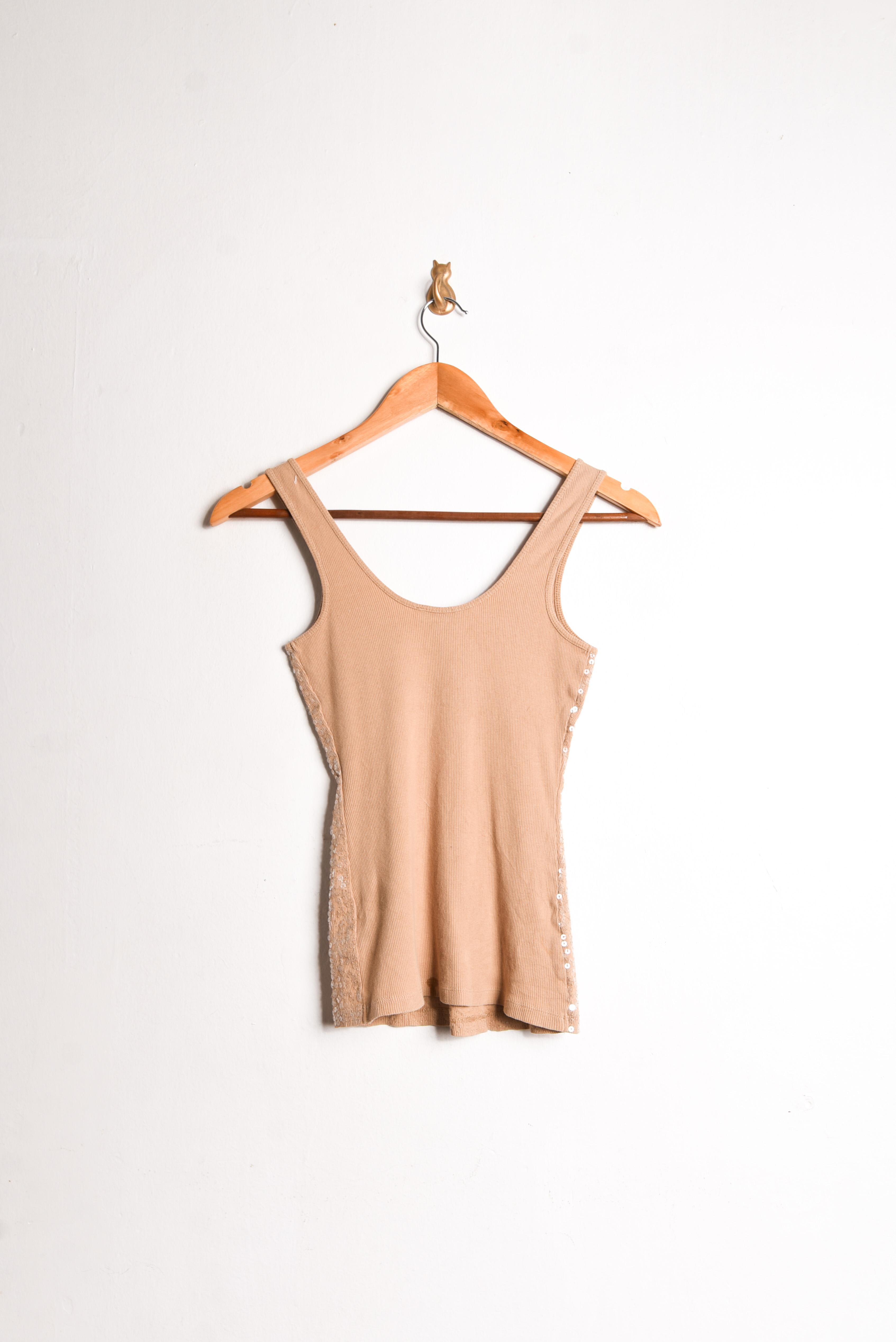 Top nude lentejuelas