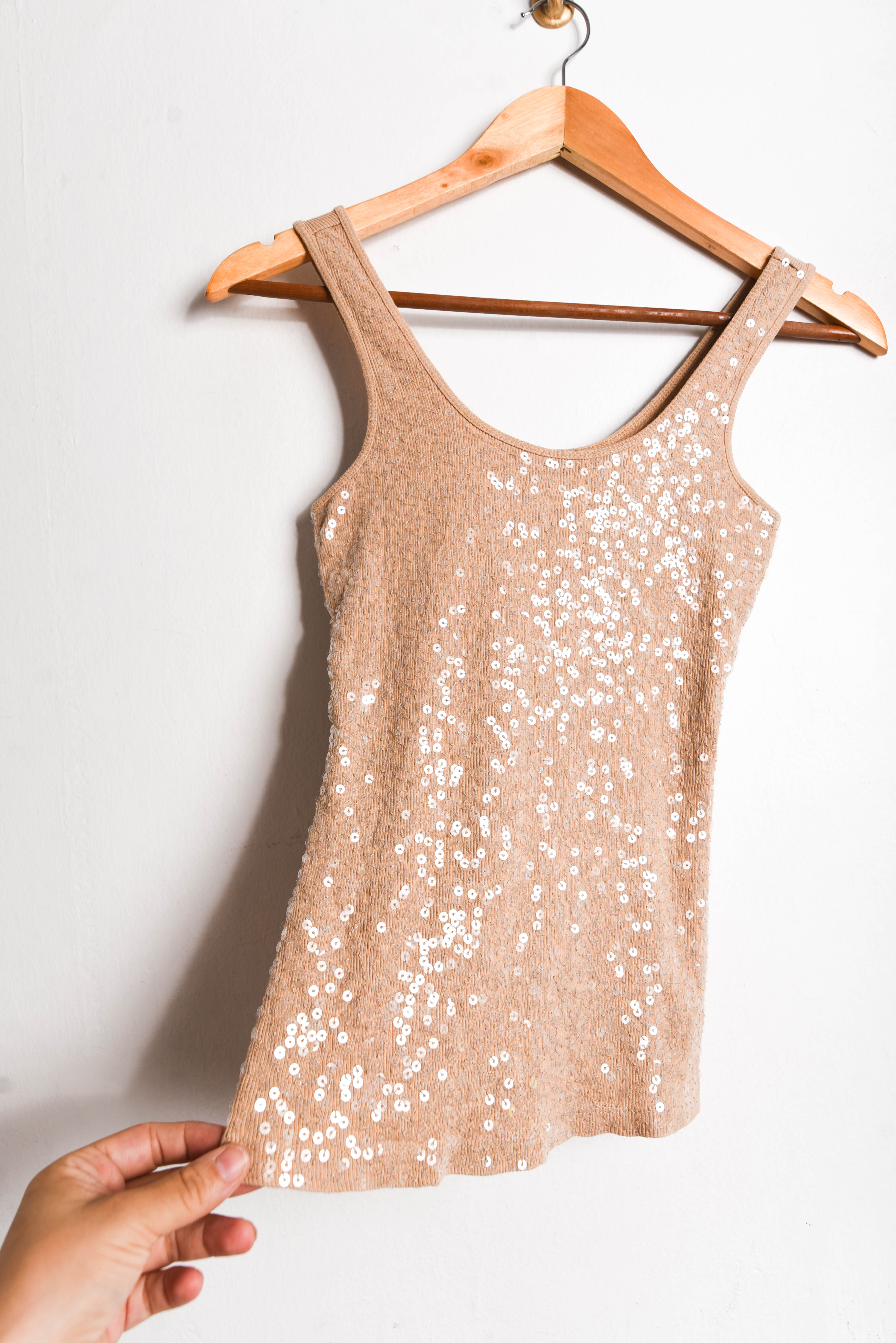 Top nude lentejuelas