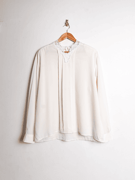 Blusa marfil plisada vintage