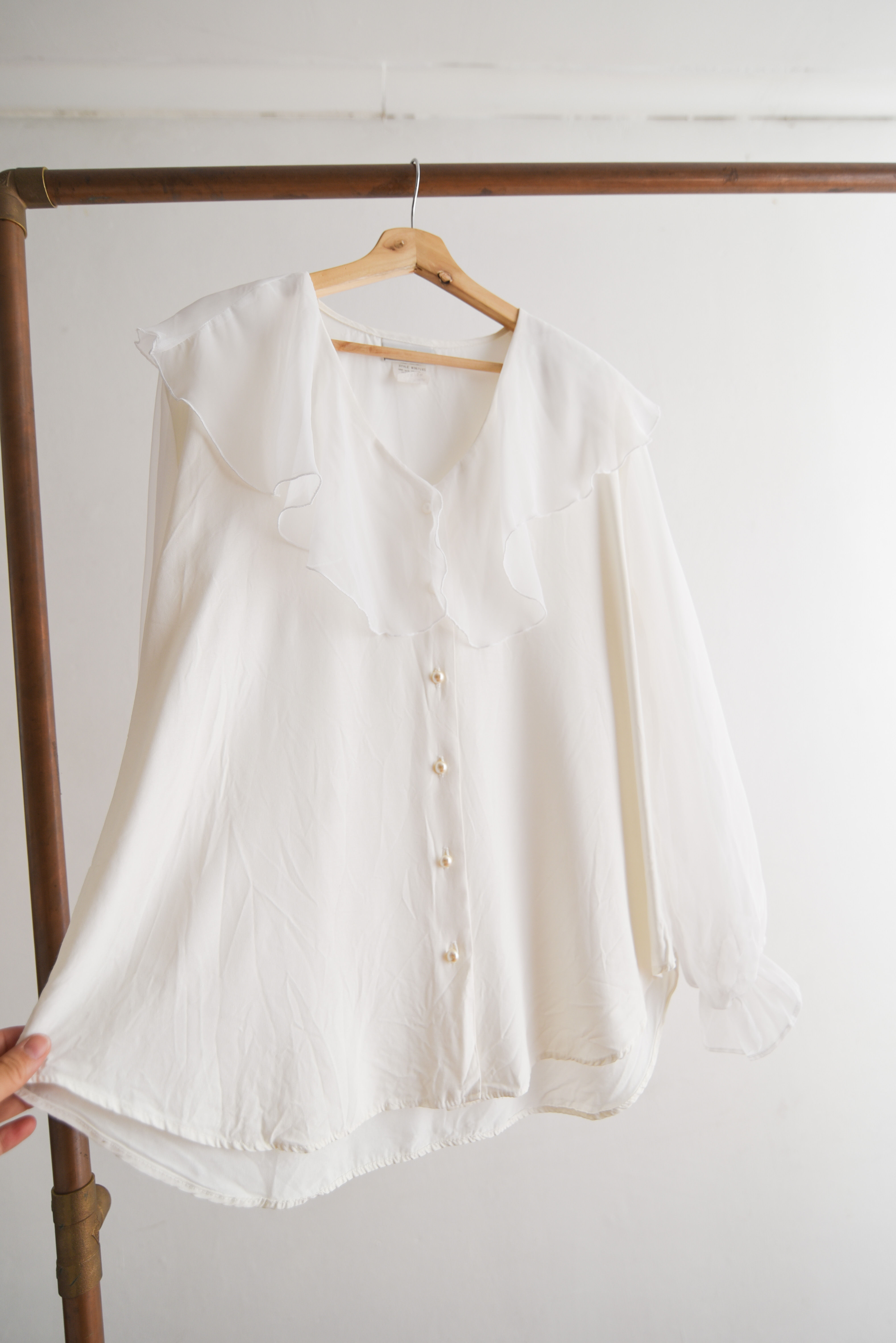 Blusa marfil cuellito bobo vintage