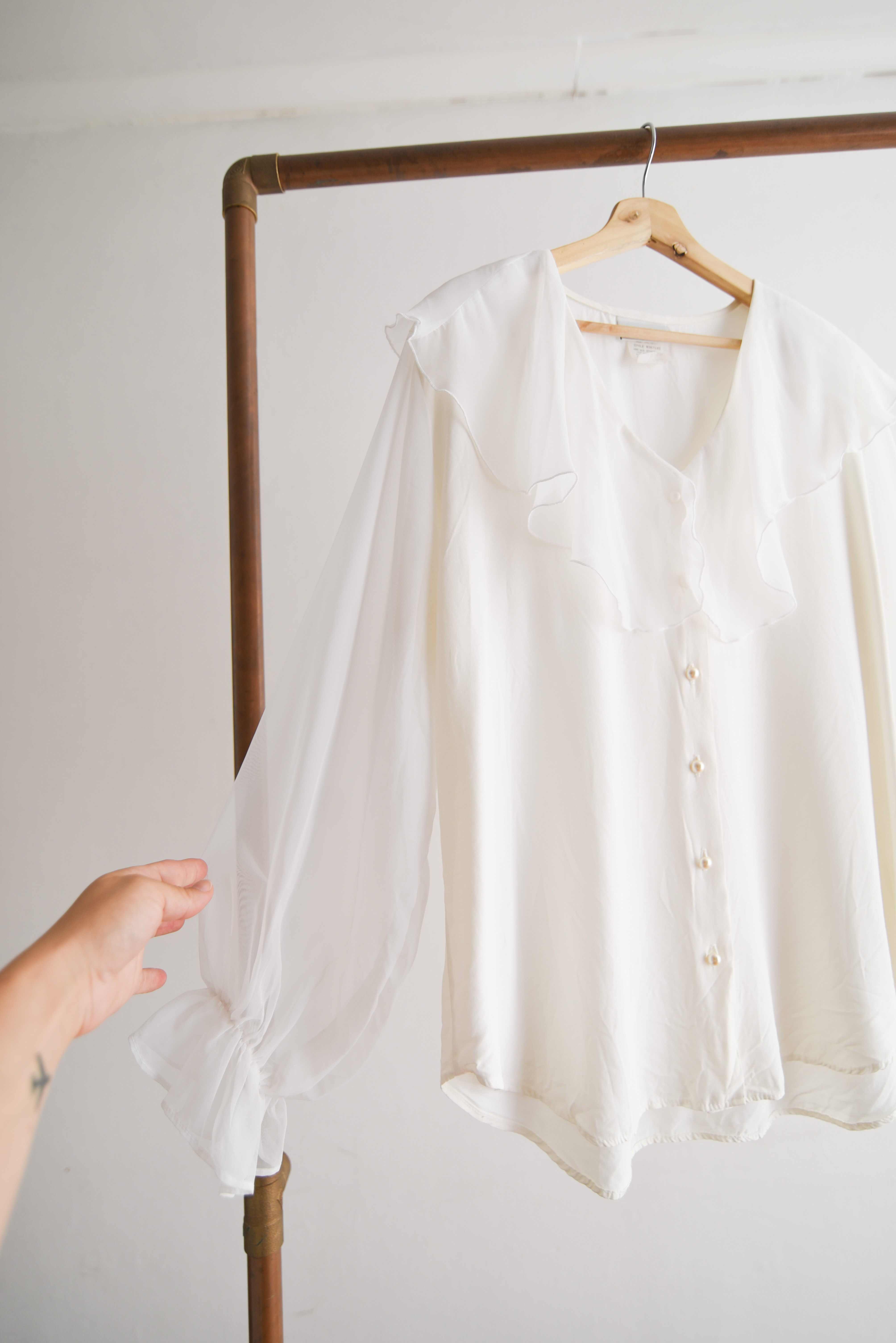 Blusa marfil cuellito bobo vintage