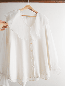 Blusa marfil cuellito bobo vintage