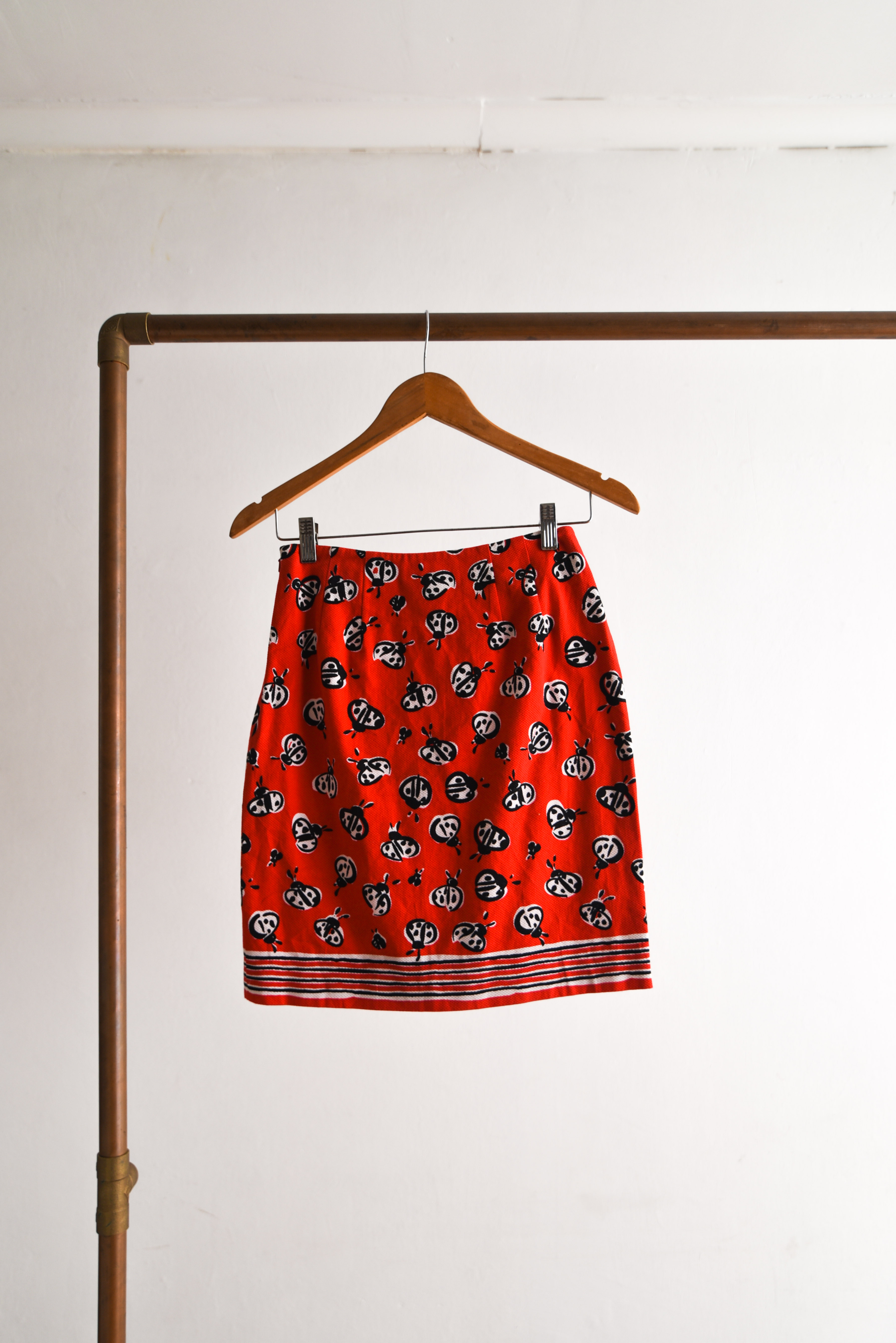 Falda roja chinitas vintage