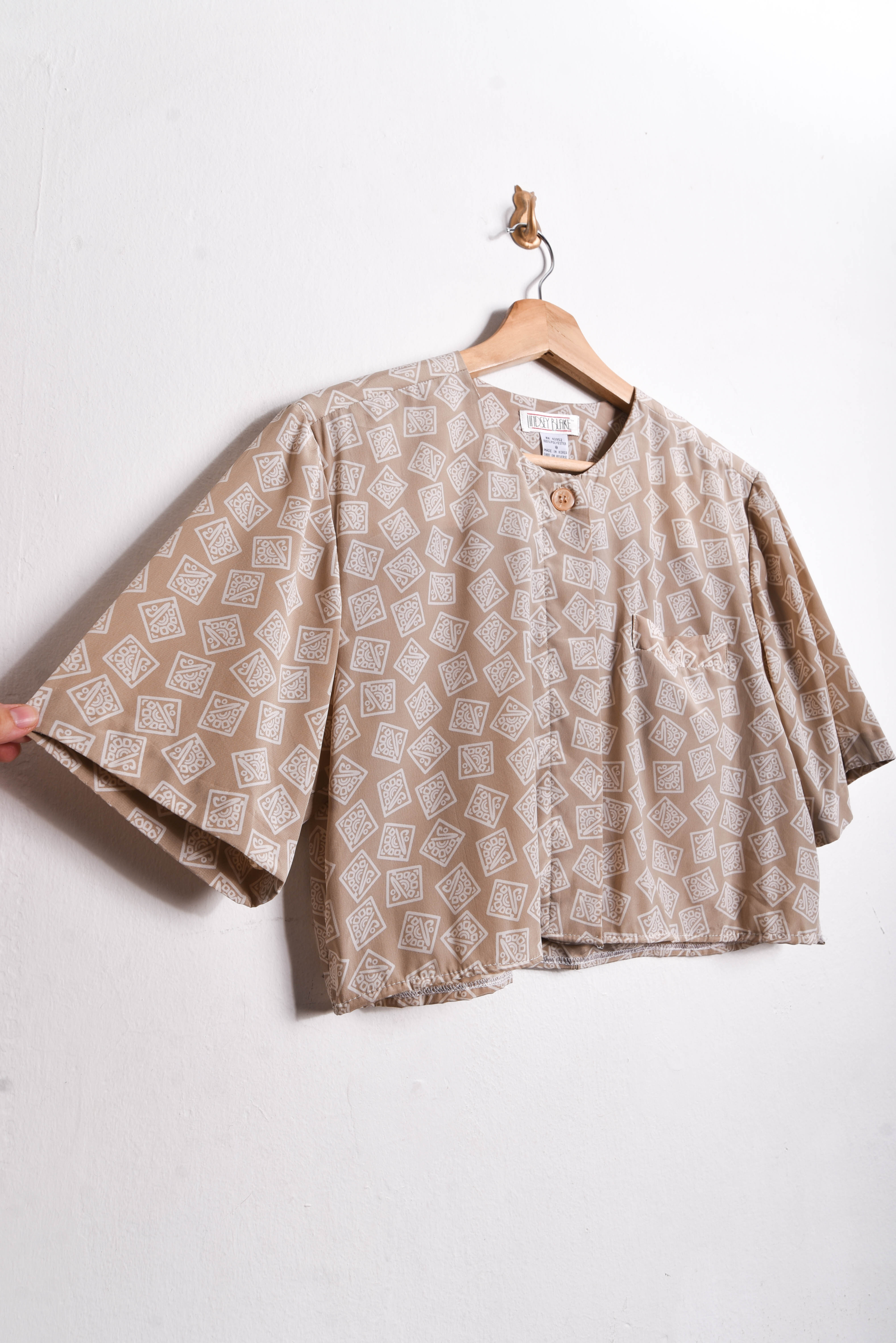 Blusa crop nude figuras