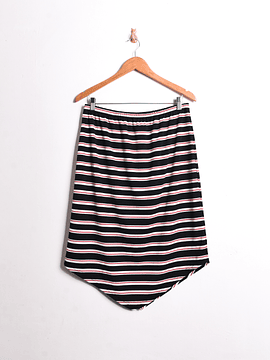 Falda asimétrica b&w