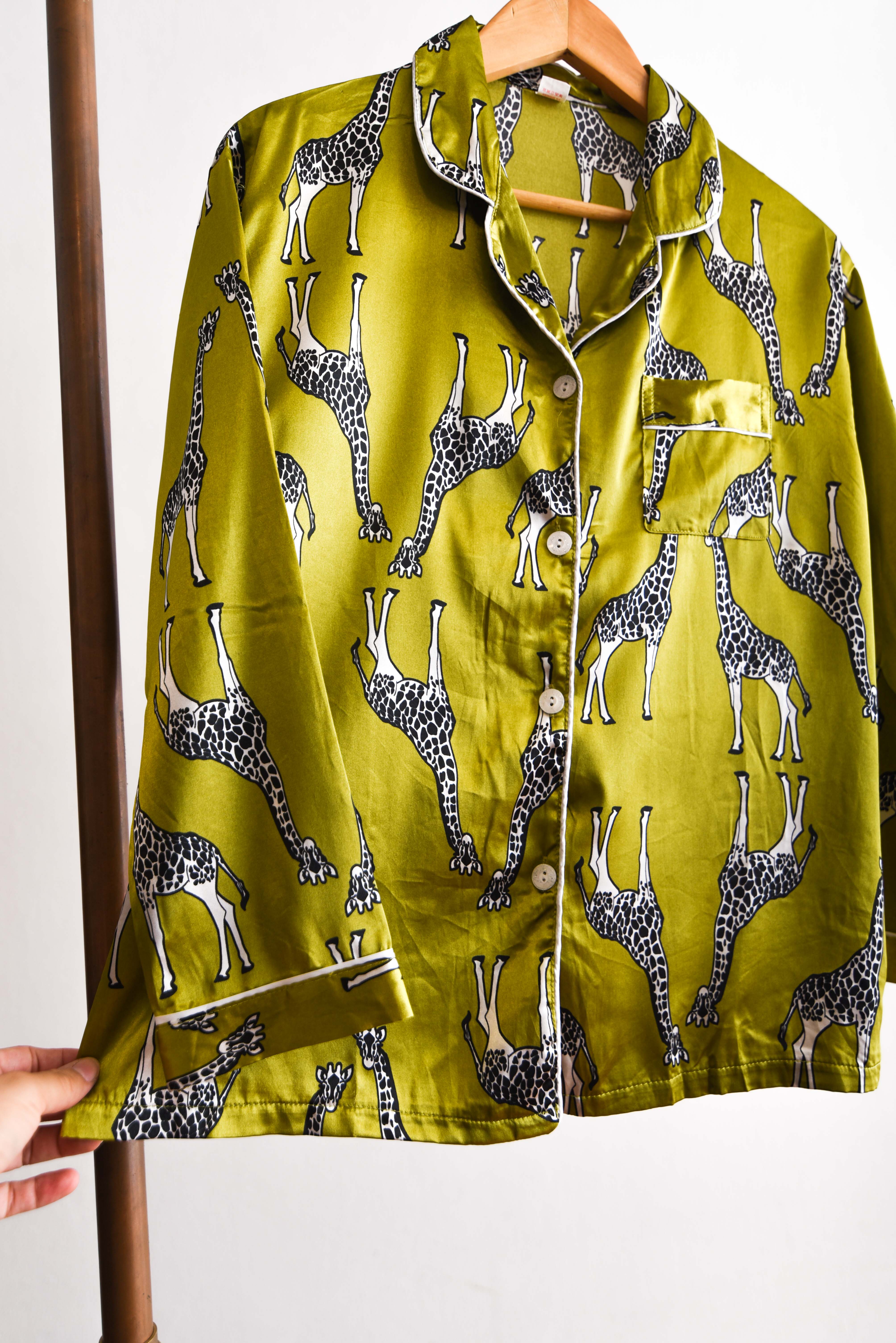 Blusa lencera print jirafas