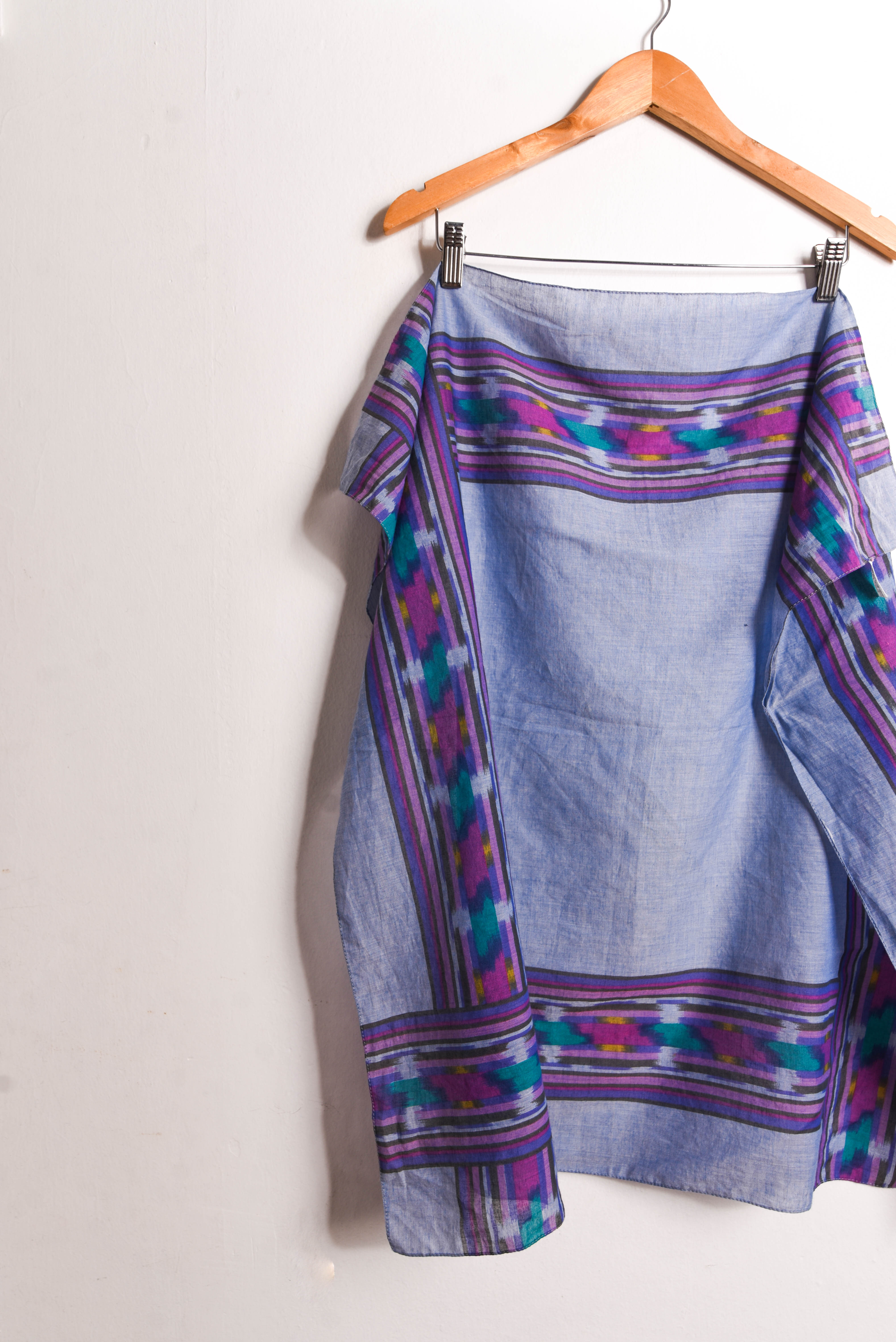 Pañuelo morado folky vintage