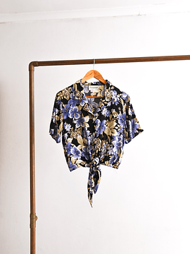 Camisa guayabera nudo floral