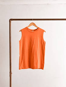 Polera sporty naranja 90s