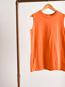 Polera sporty naranja 90s