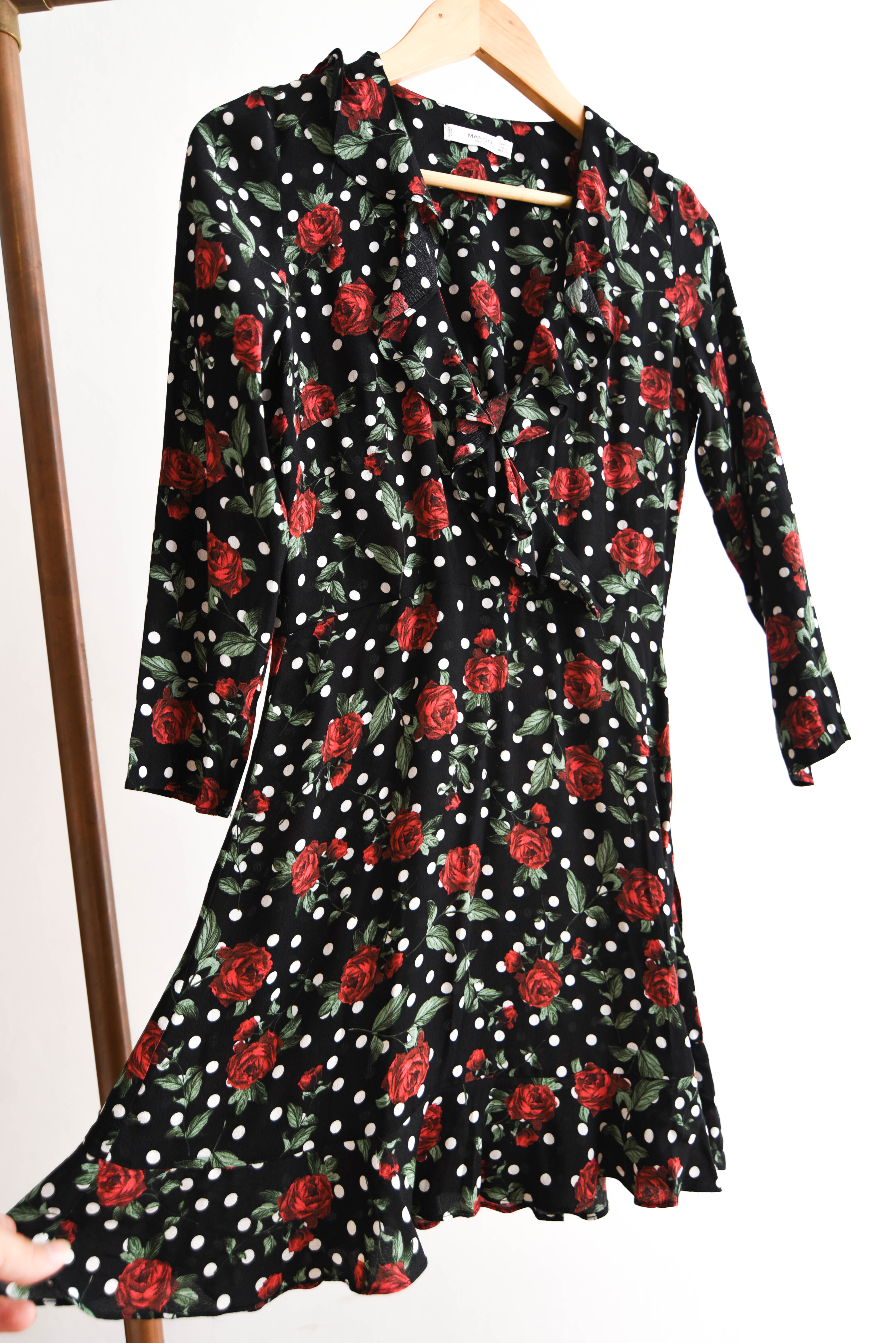 Vestido cruzado floral vuelos