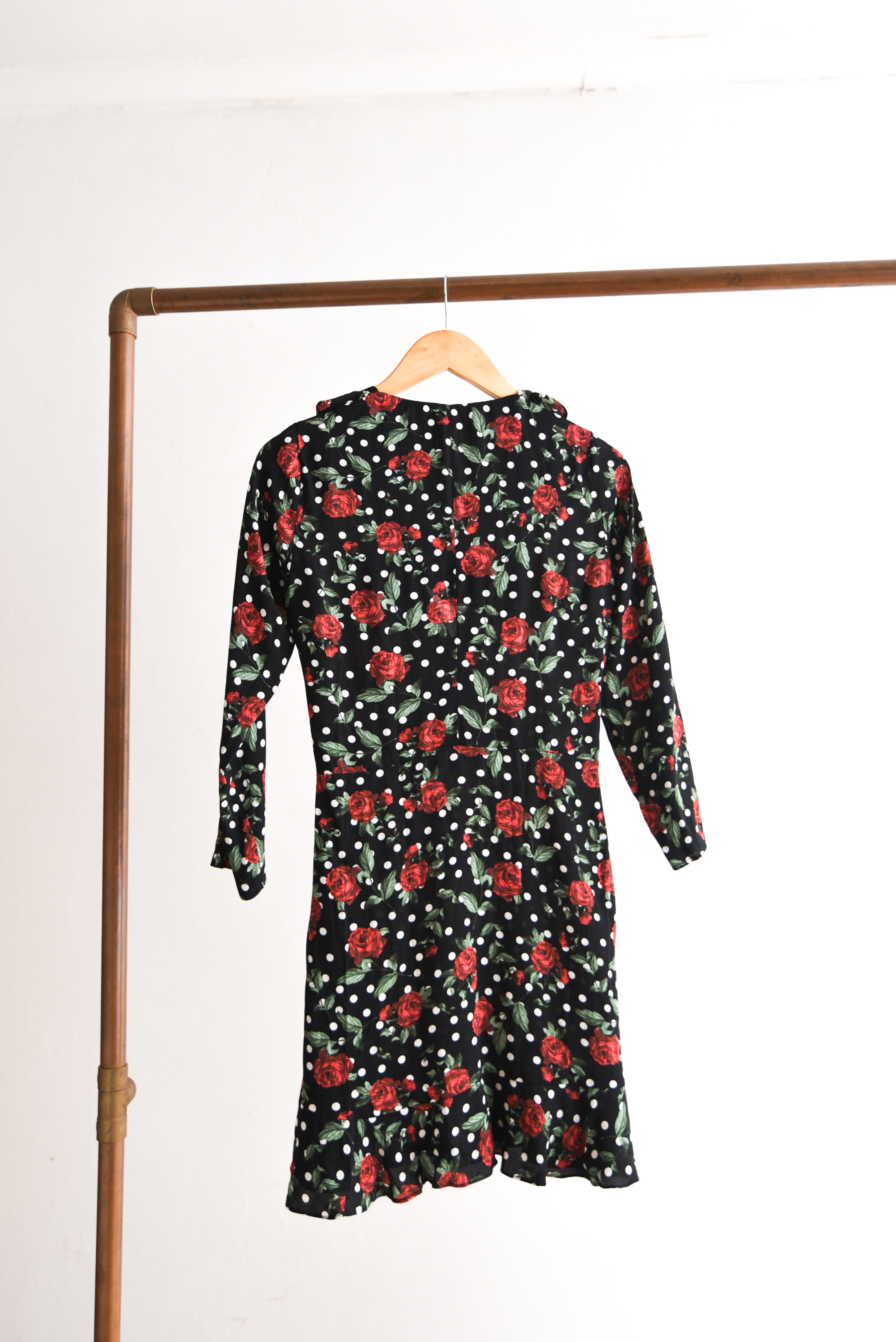 Vestido cruzado floral vuelos