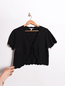 Cardigan bolero calado