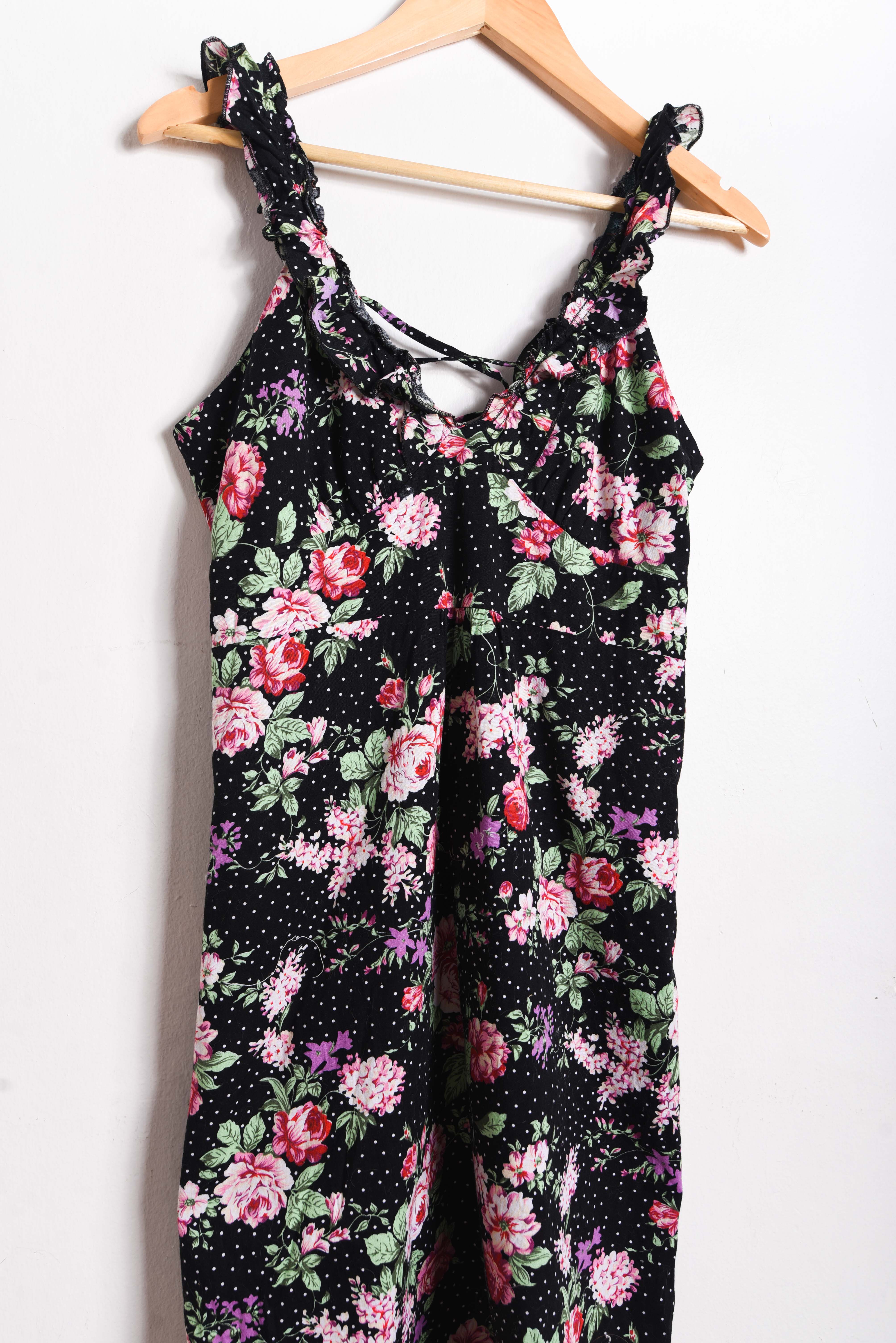 Vestido floreado amarra 