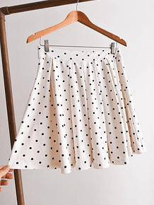 Falda blanca polka dots