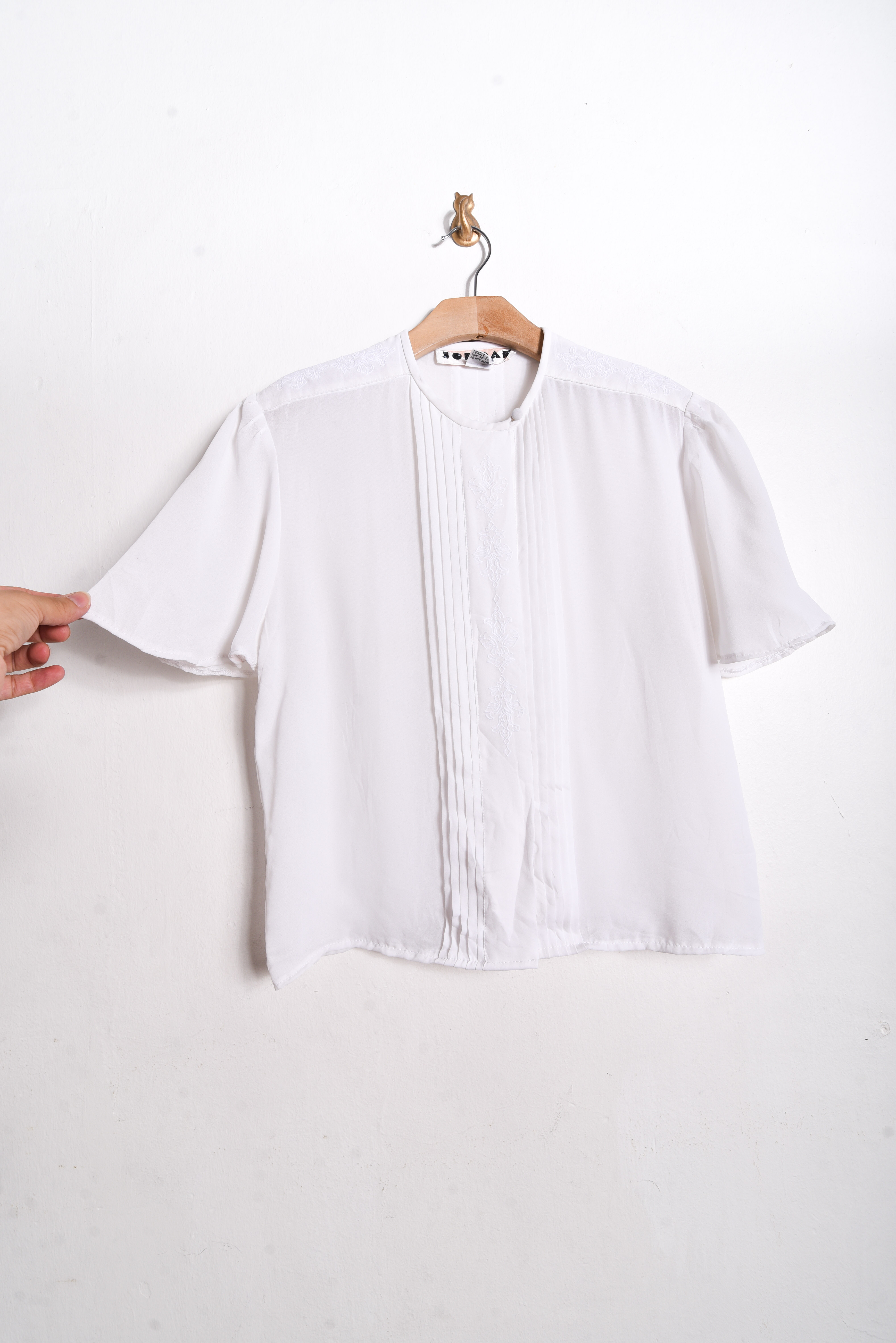 Blusa blanca bordada vintage 