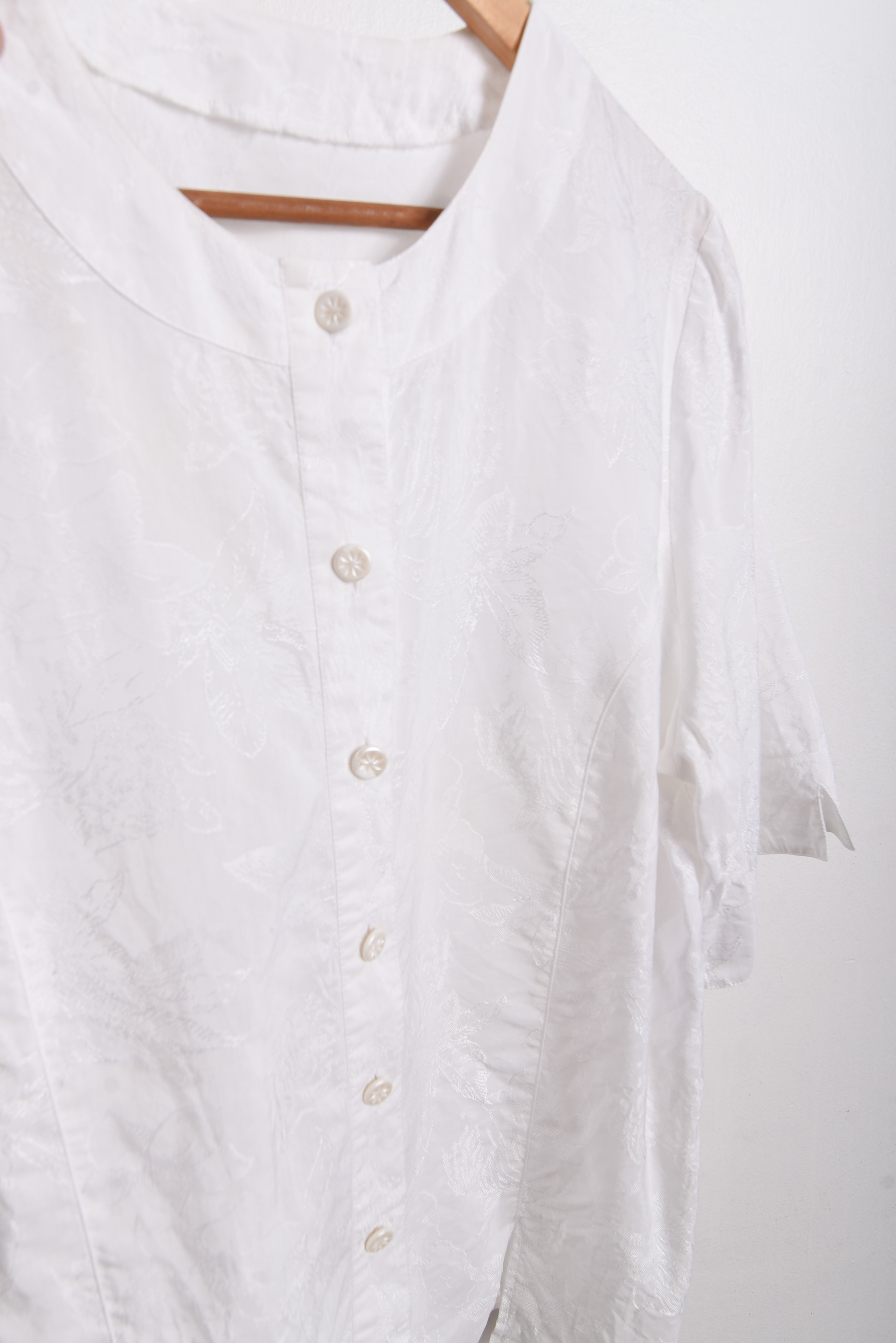 Blusa blanca brocato