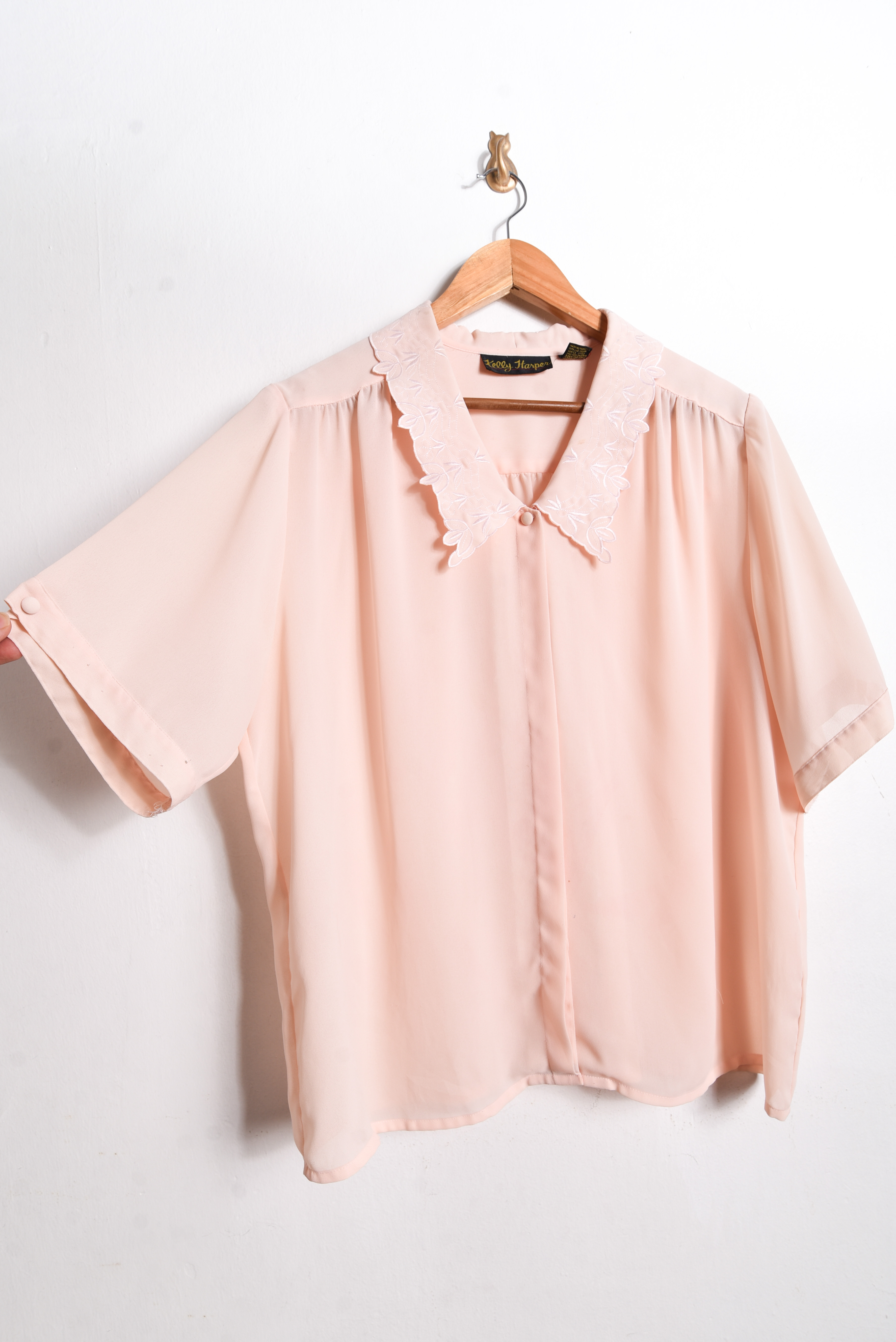 Blusa peach cuello bordado
