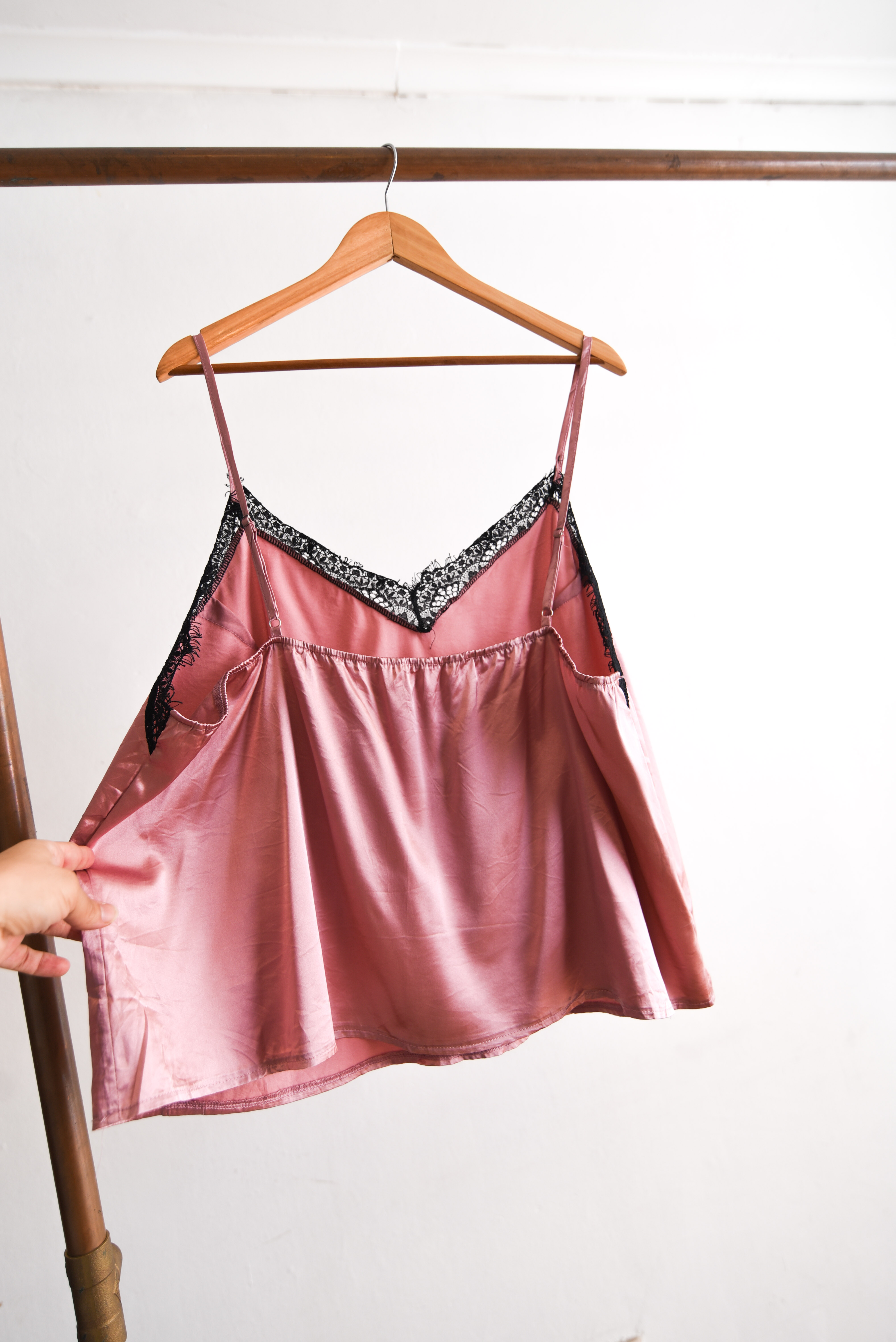 Top lencero rosado encaje