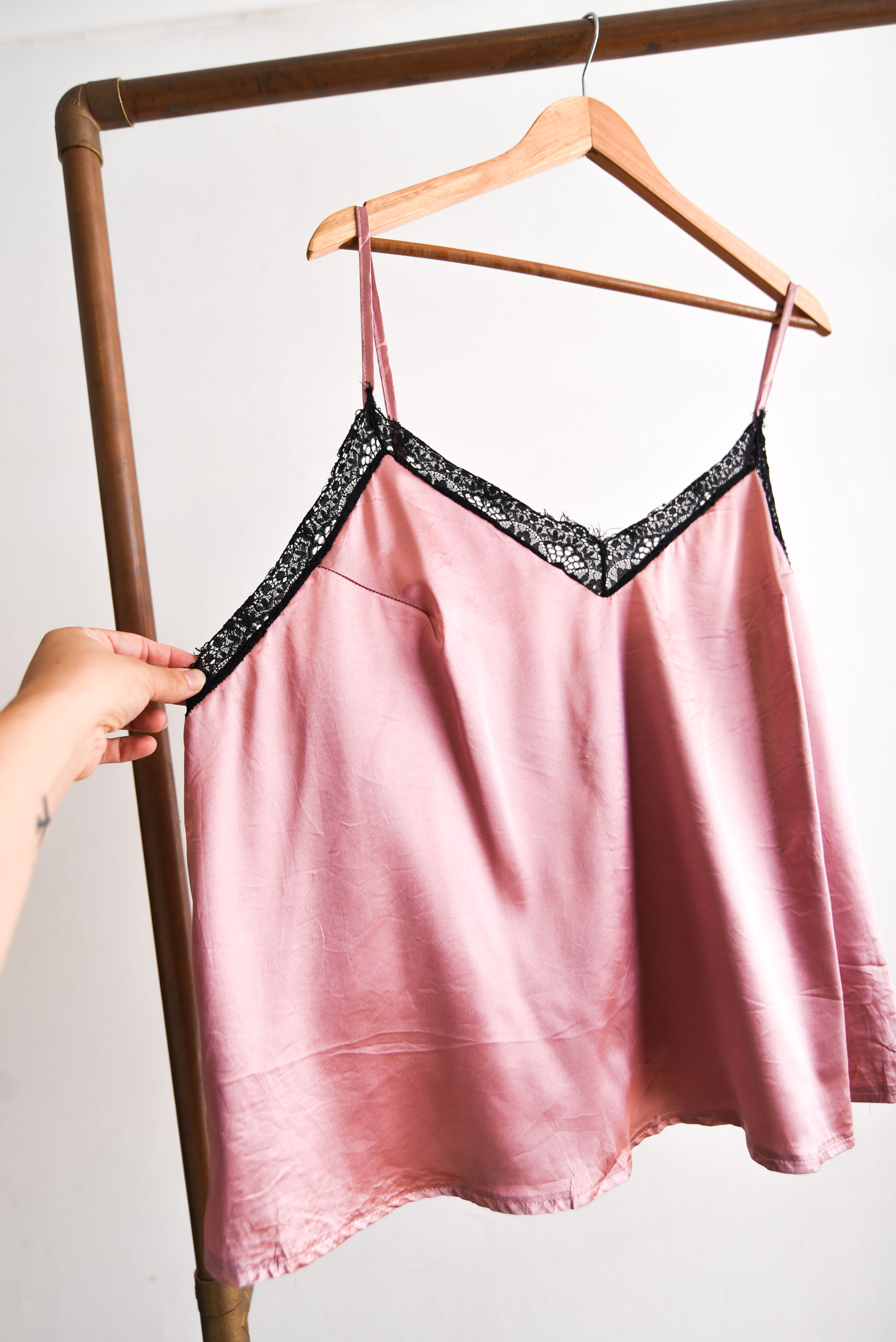 Top lencero rosado encaje