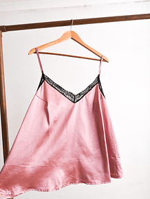 Top lencero rosado encaje