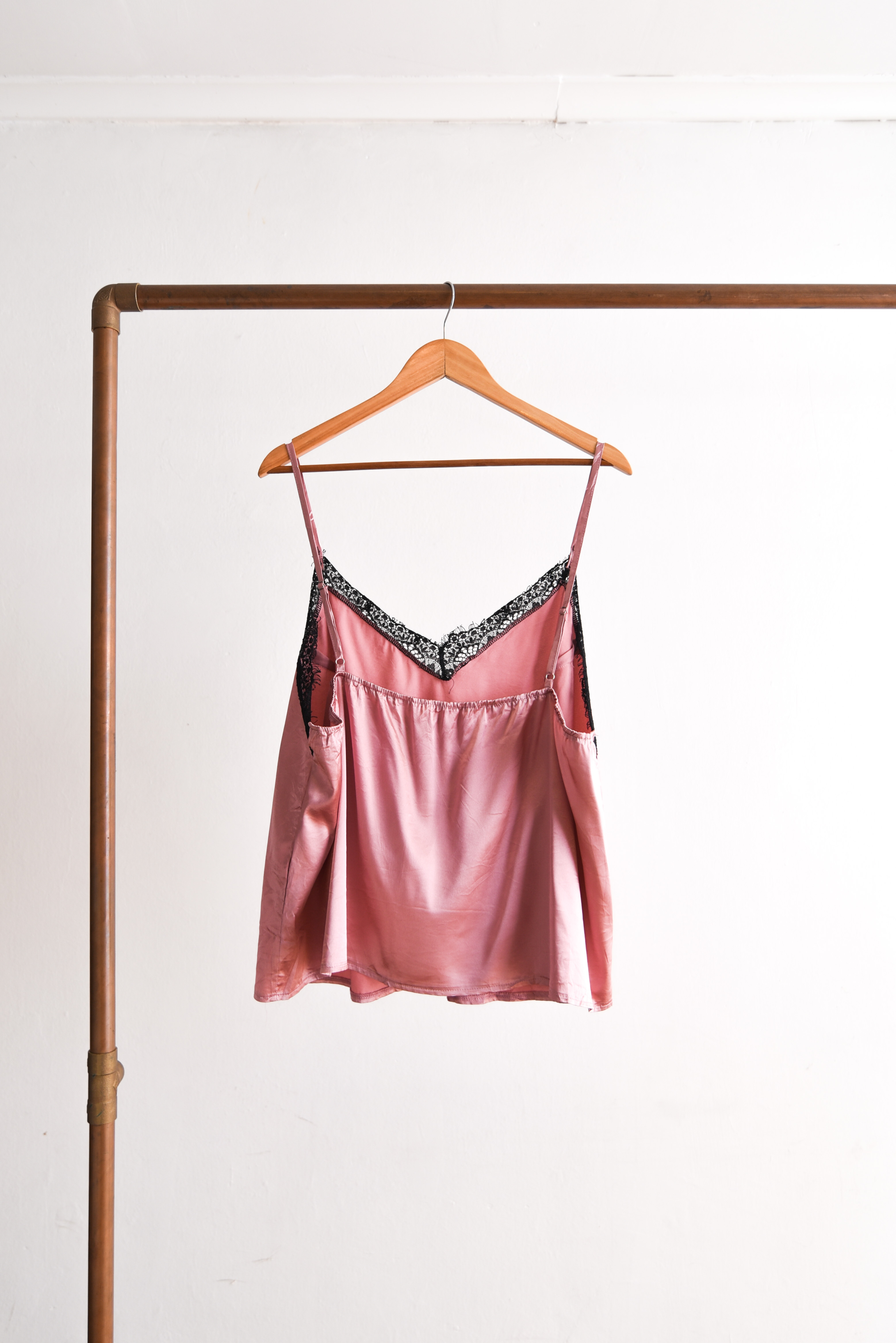 Top lencero rosado encaje