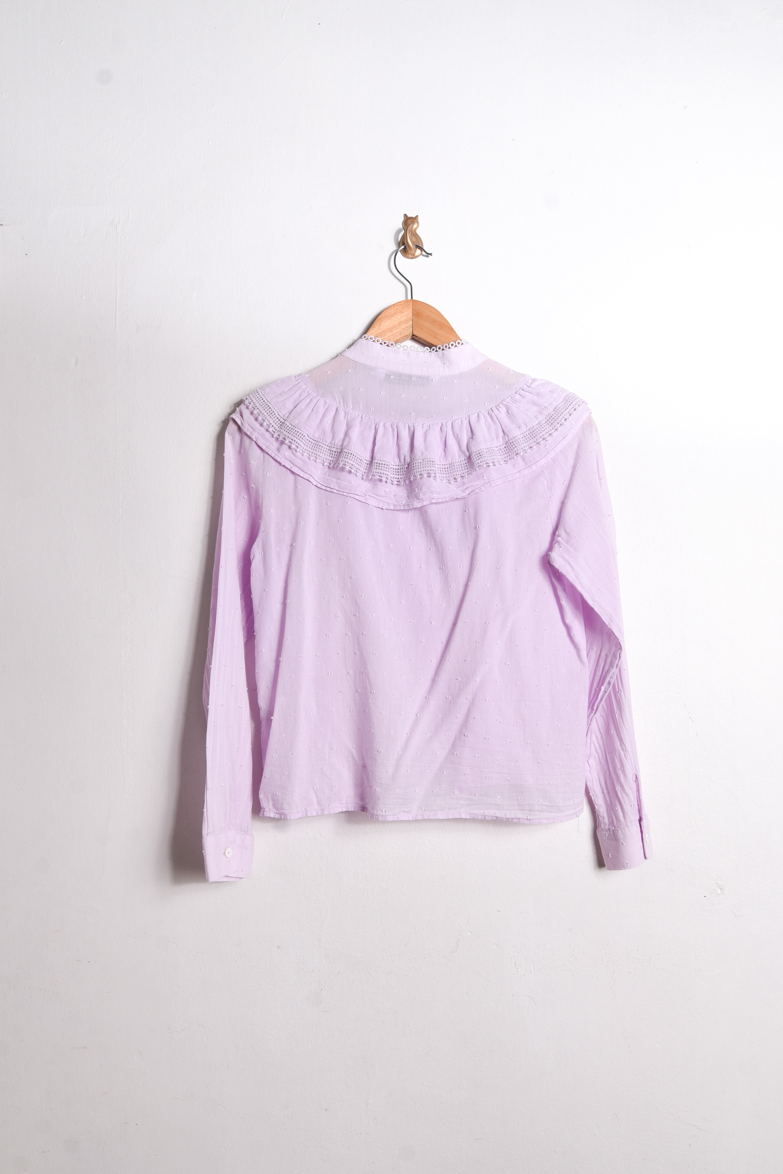 Blusa lila volados