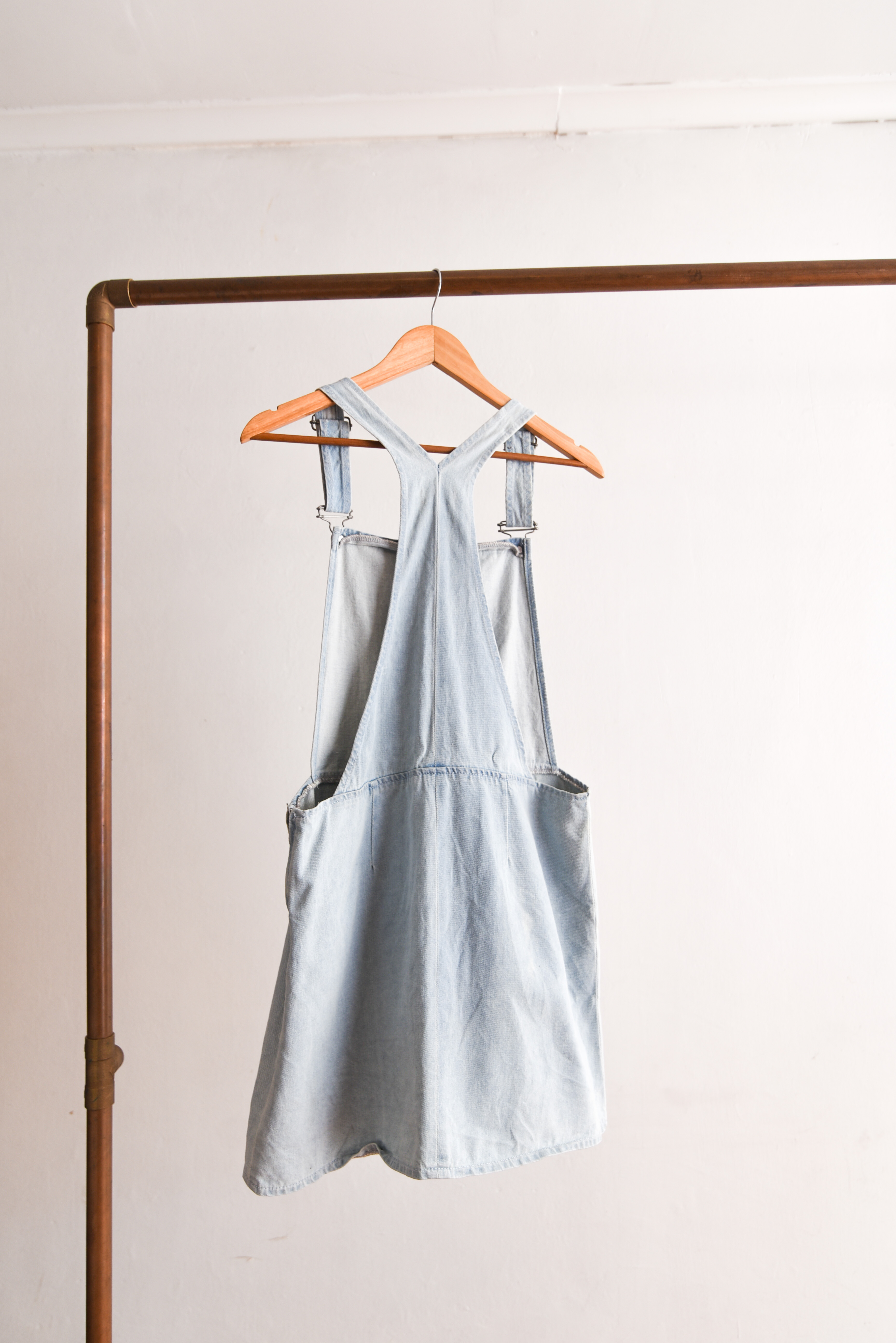 Vestido jardinera denim