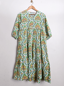 Vestido verde manga globo