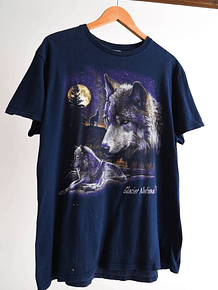 Polera gráfica vintage lobos