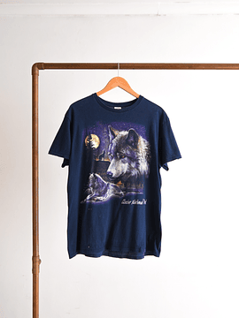 Polera gráfica vintage lobos
