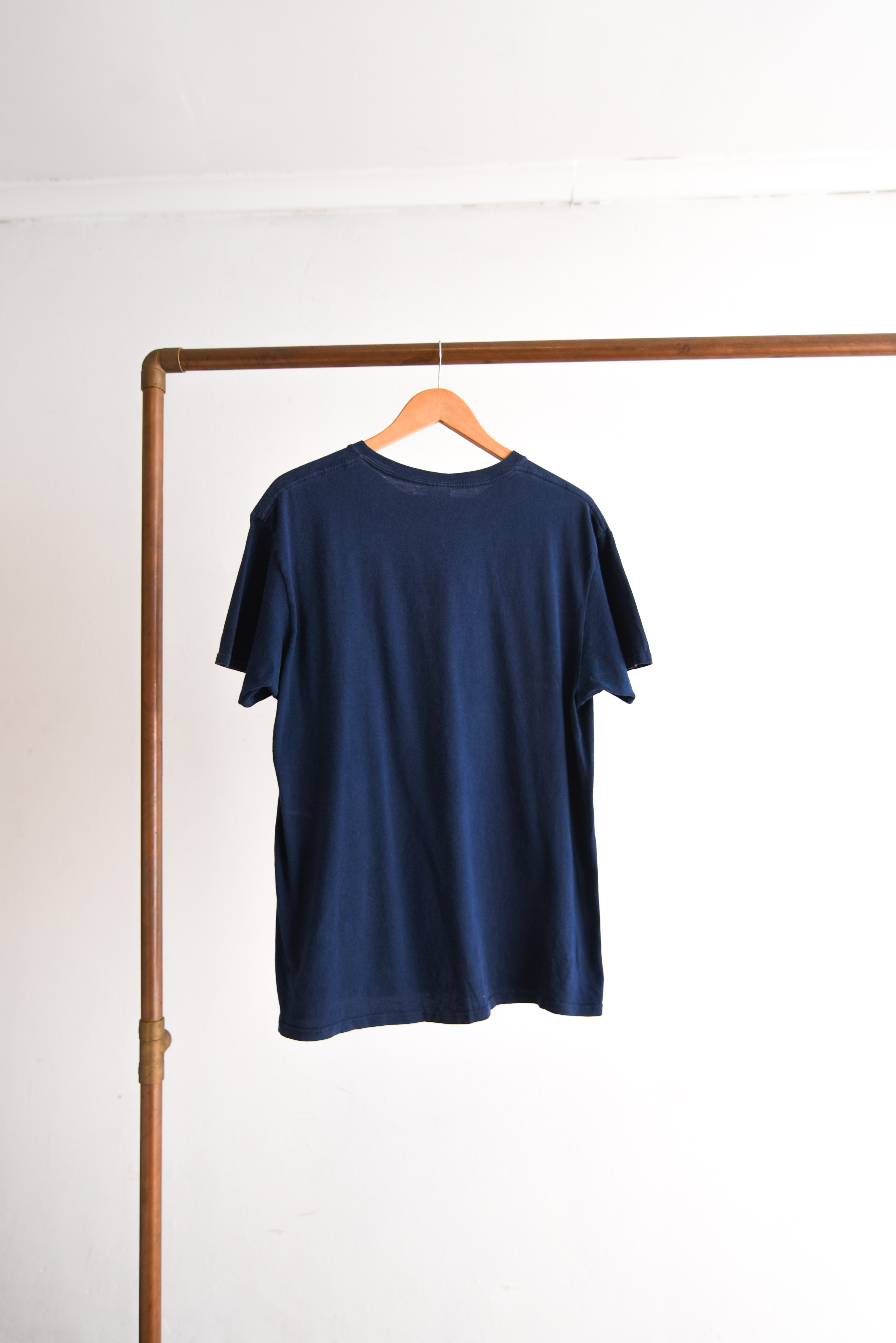 Polera gráfica vintage lobos