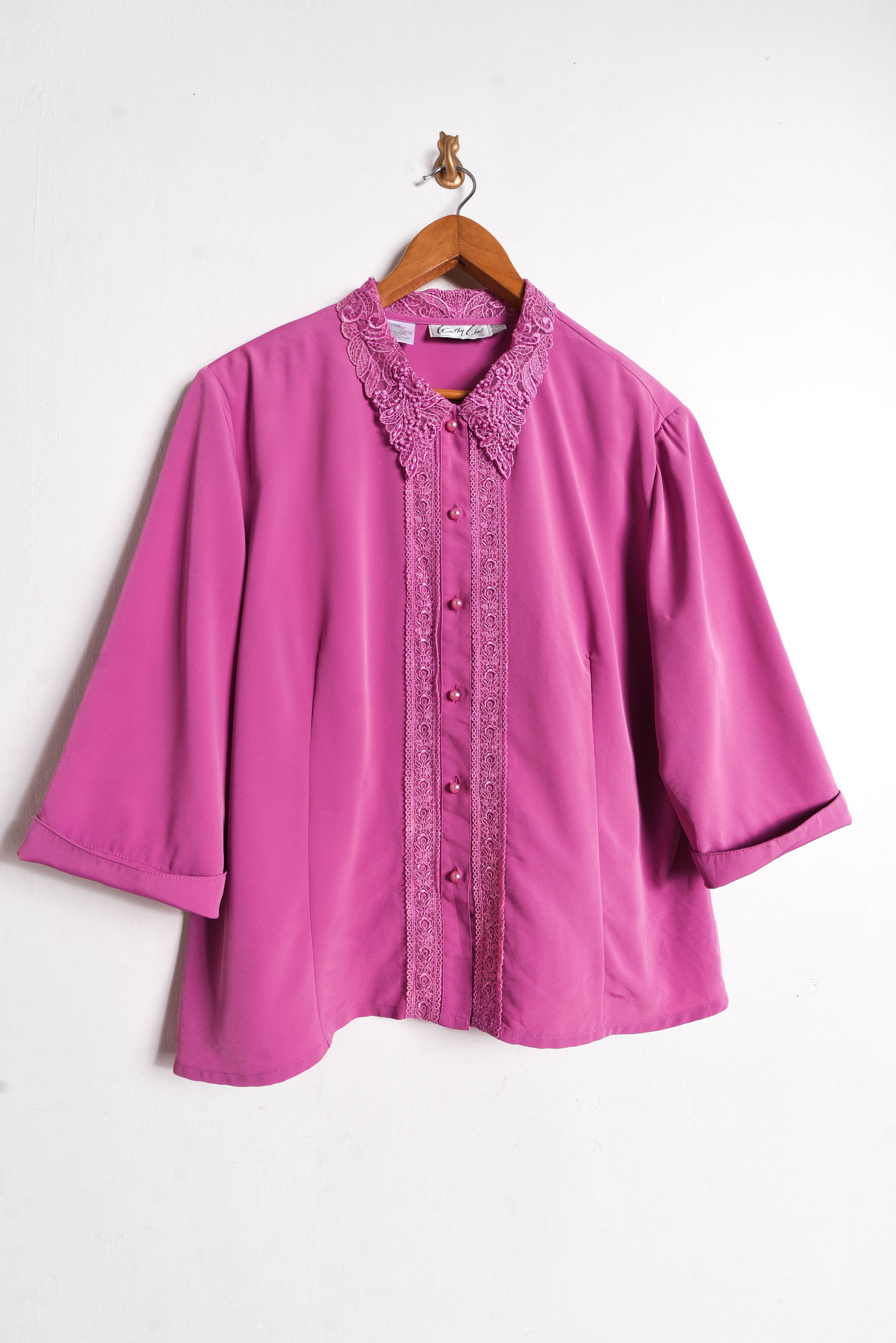 Blusa orquidea radiante cuellito