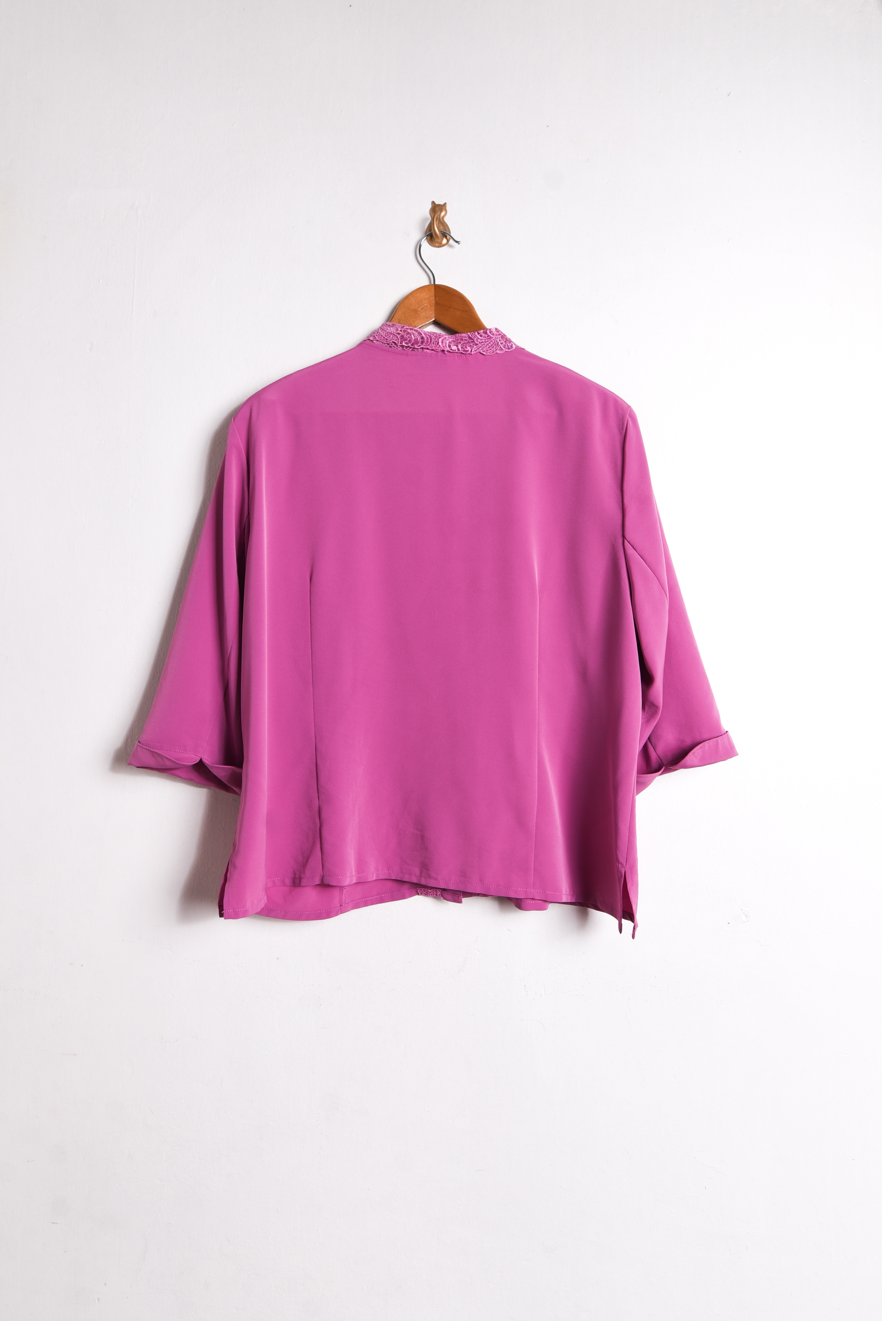 Blusa orquidea radiante cuellito