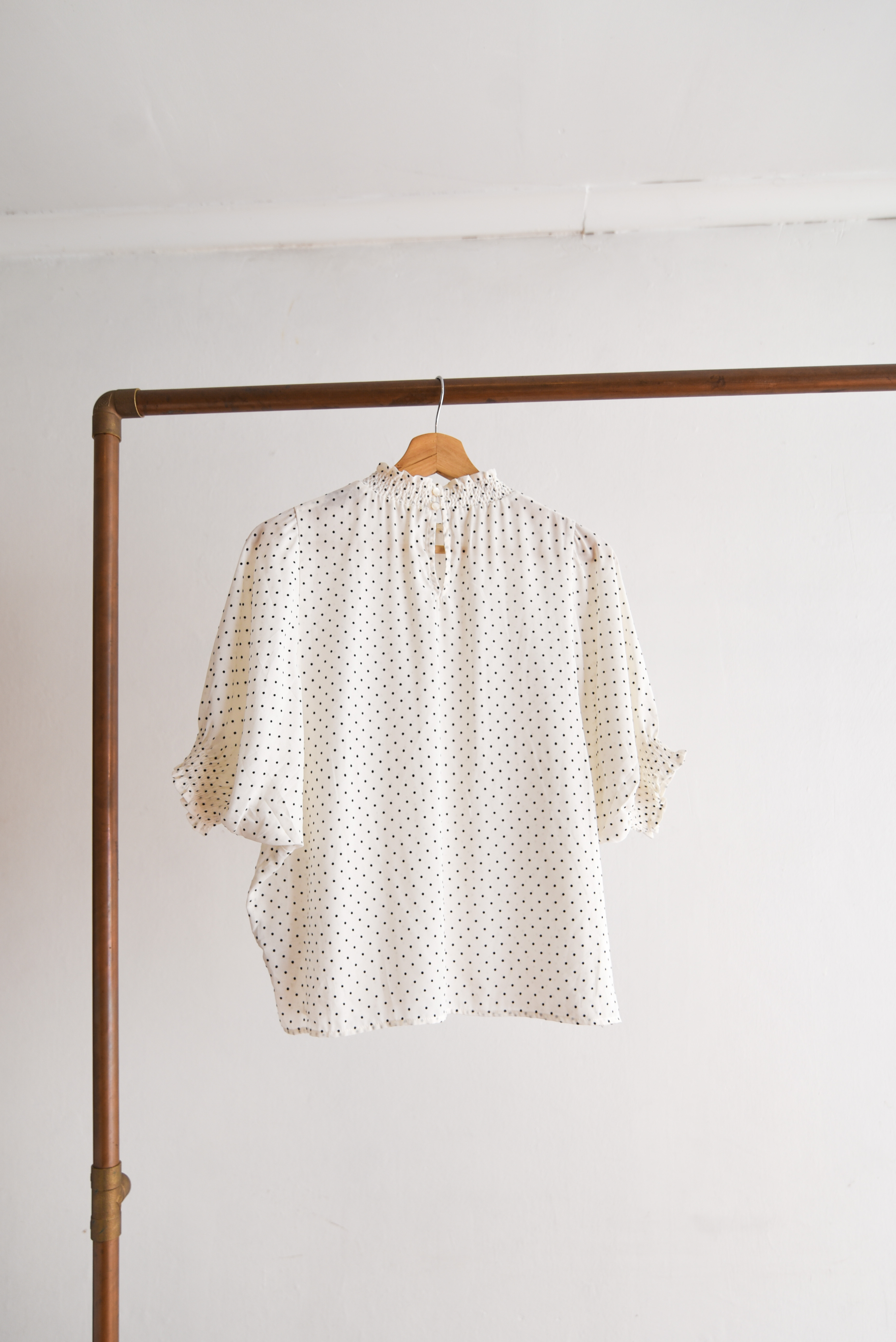 Blusa marfil lunares velvet