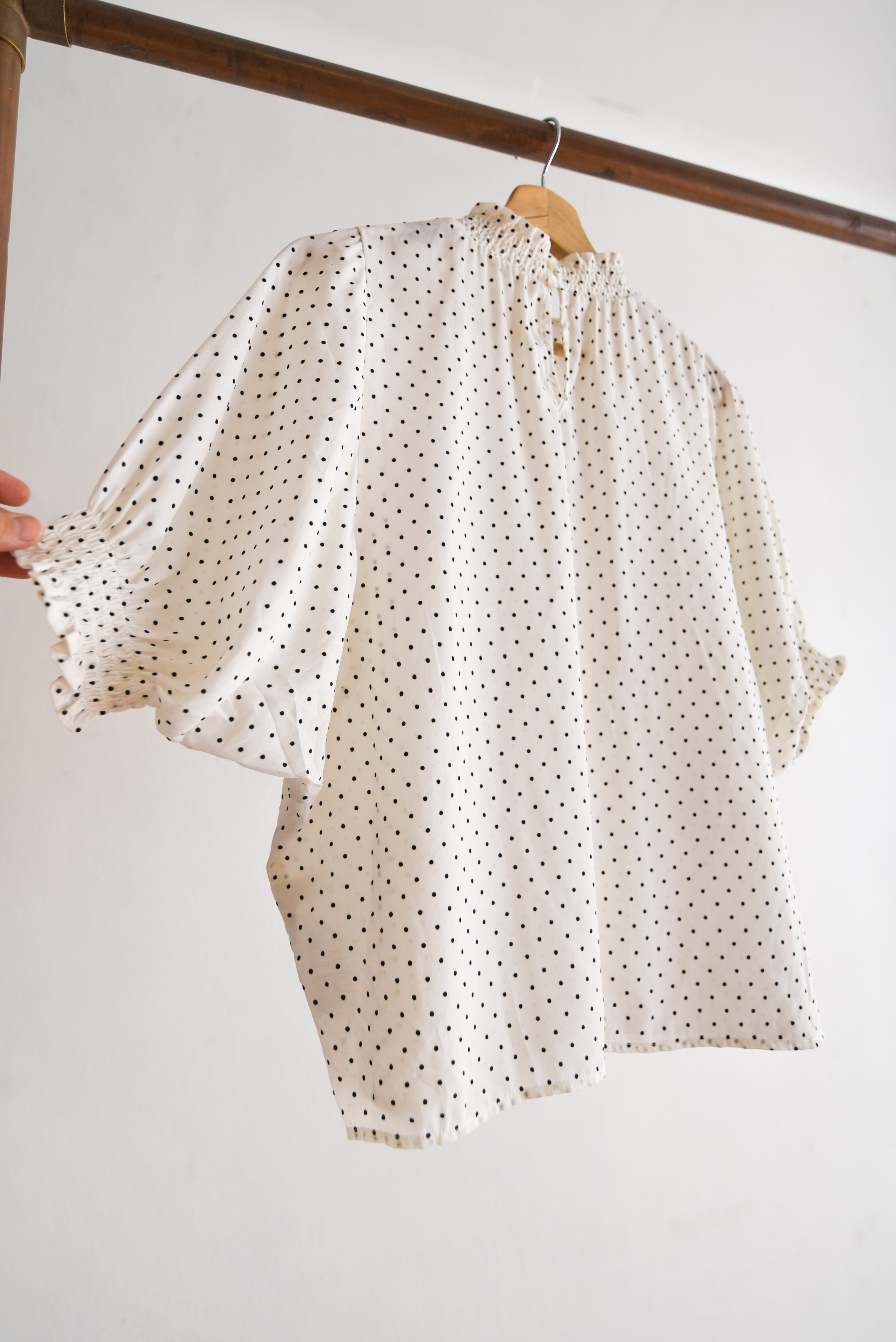 Blusa marfil lunares velvet