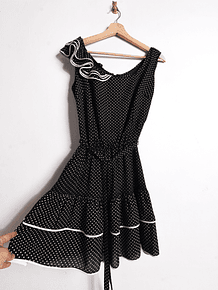 Vestido negro polka dots vuelos
