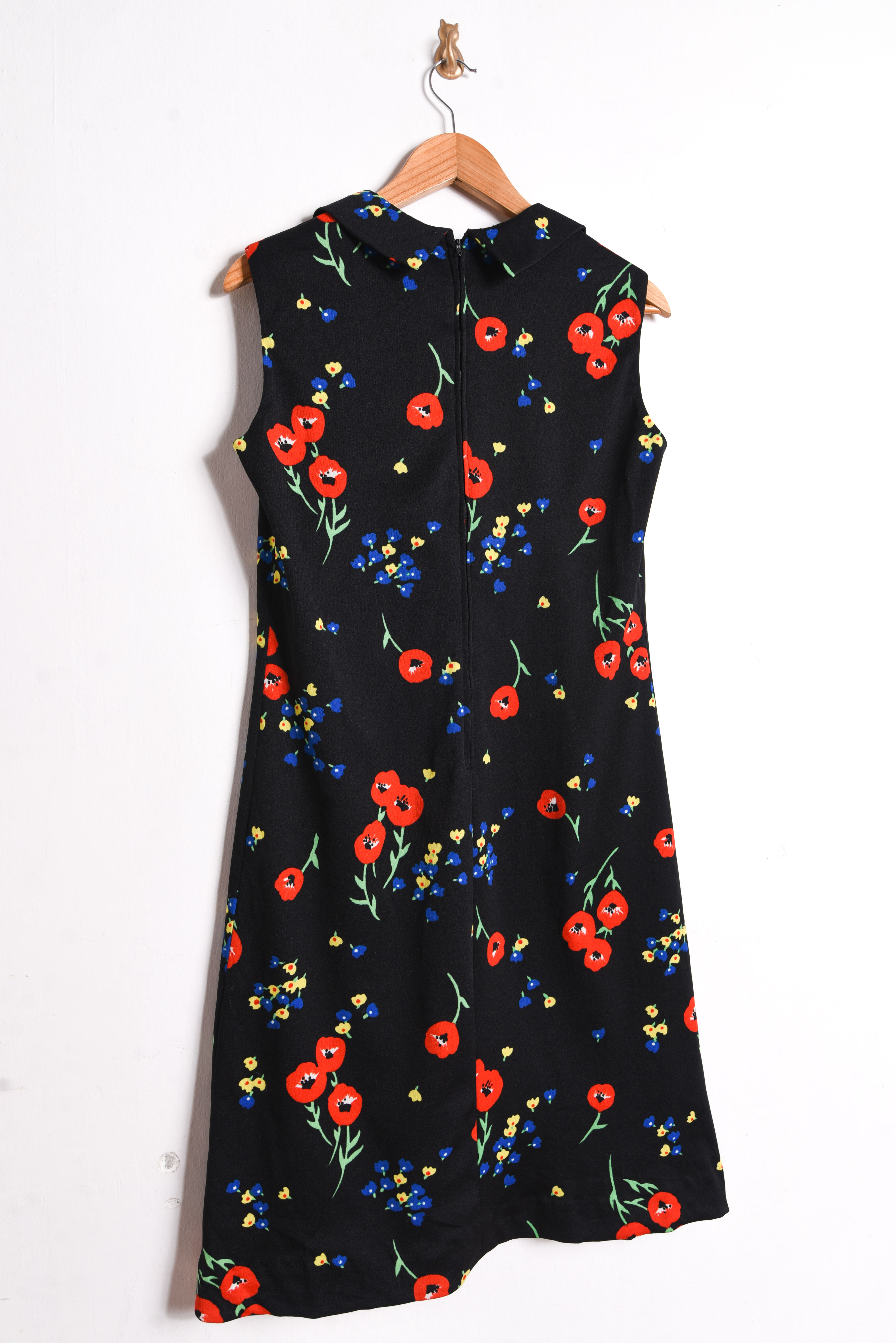 Vestido negro floral 70s