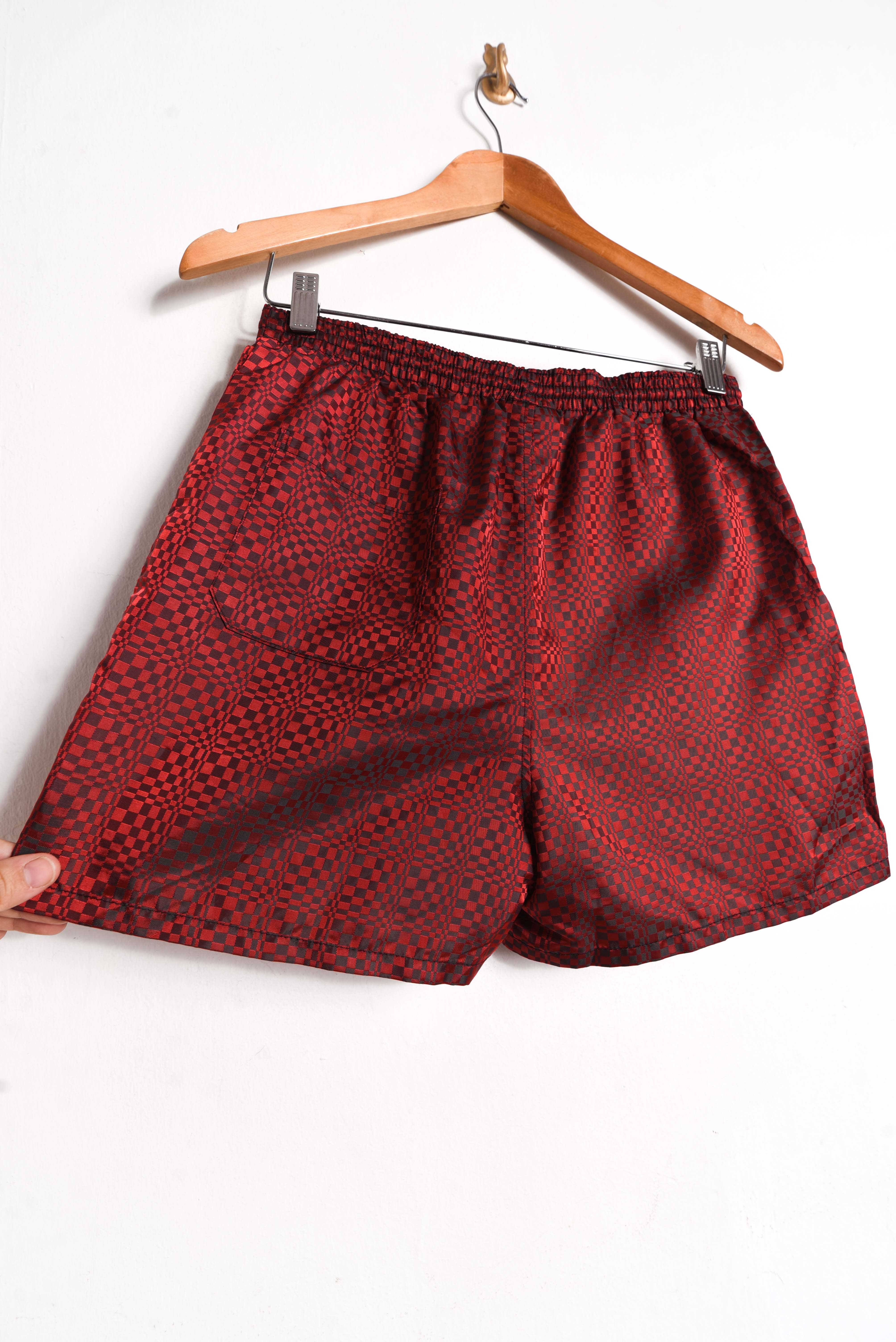 Short sporty cuadritos satinados