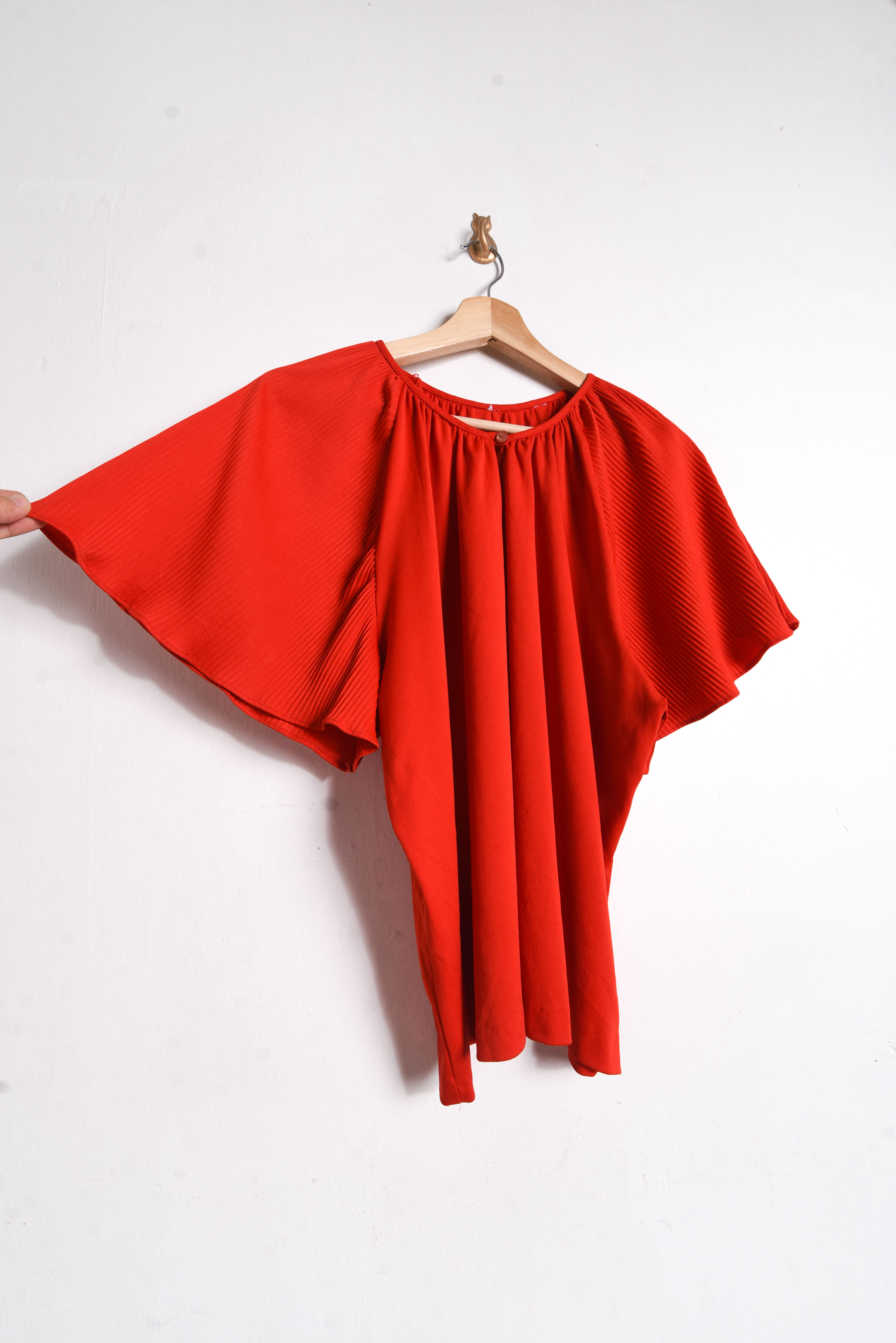 Top rojo 70s mariposa