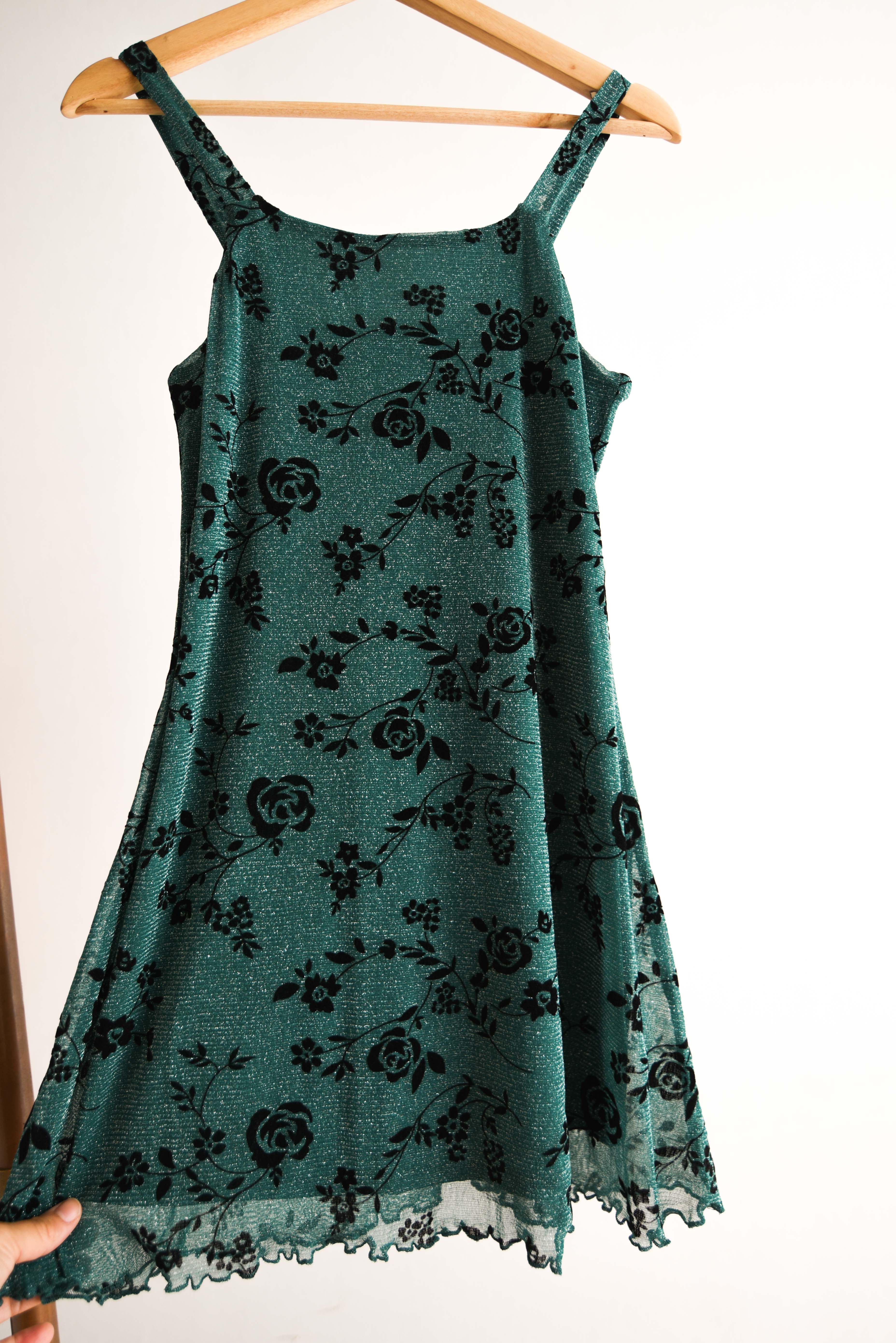 Vestido verde brillos