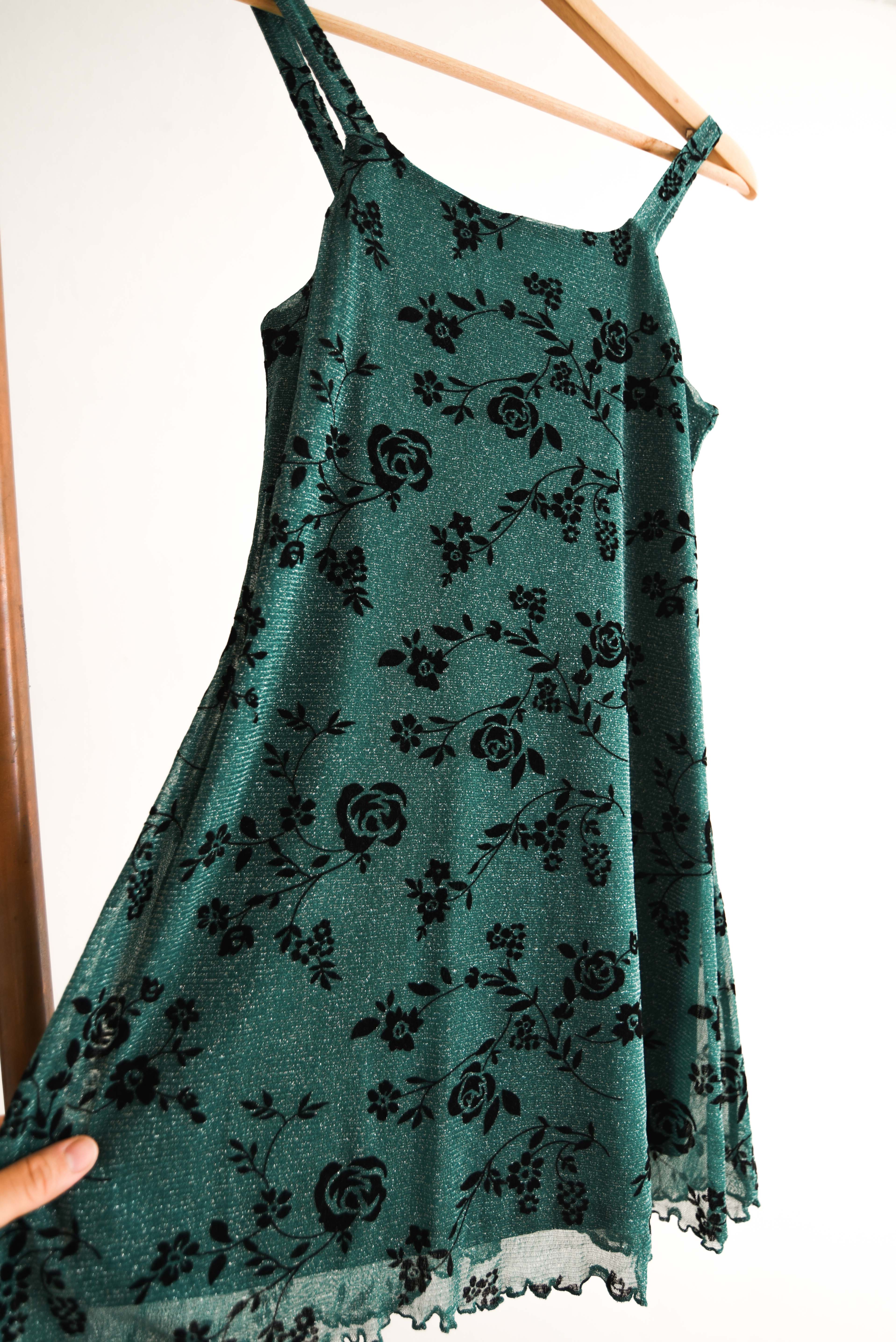 Vestido verde brillos